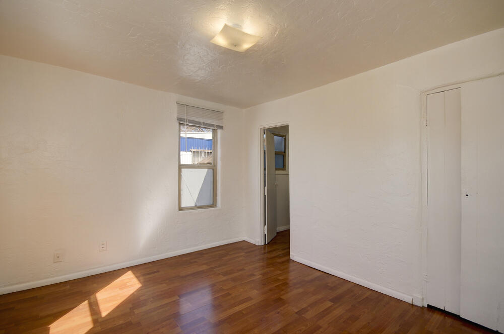 1219 Cerro Vista Road SW