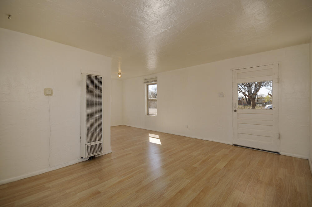 1219 Cerro Vista Road SW