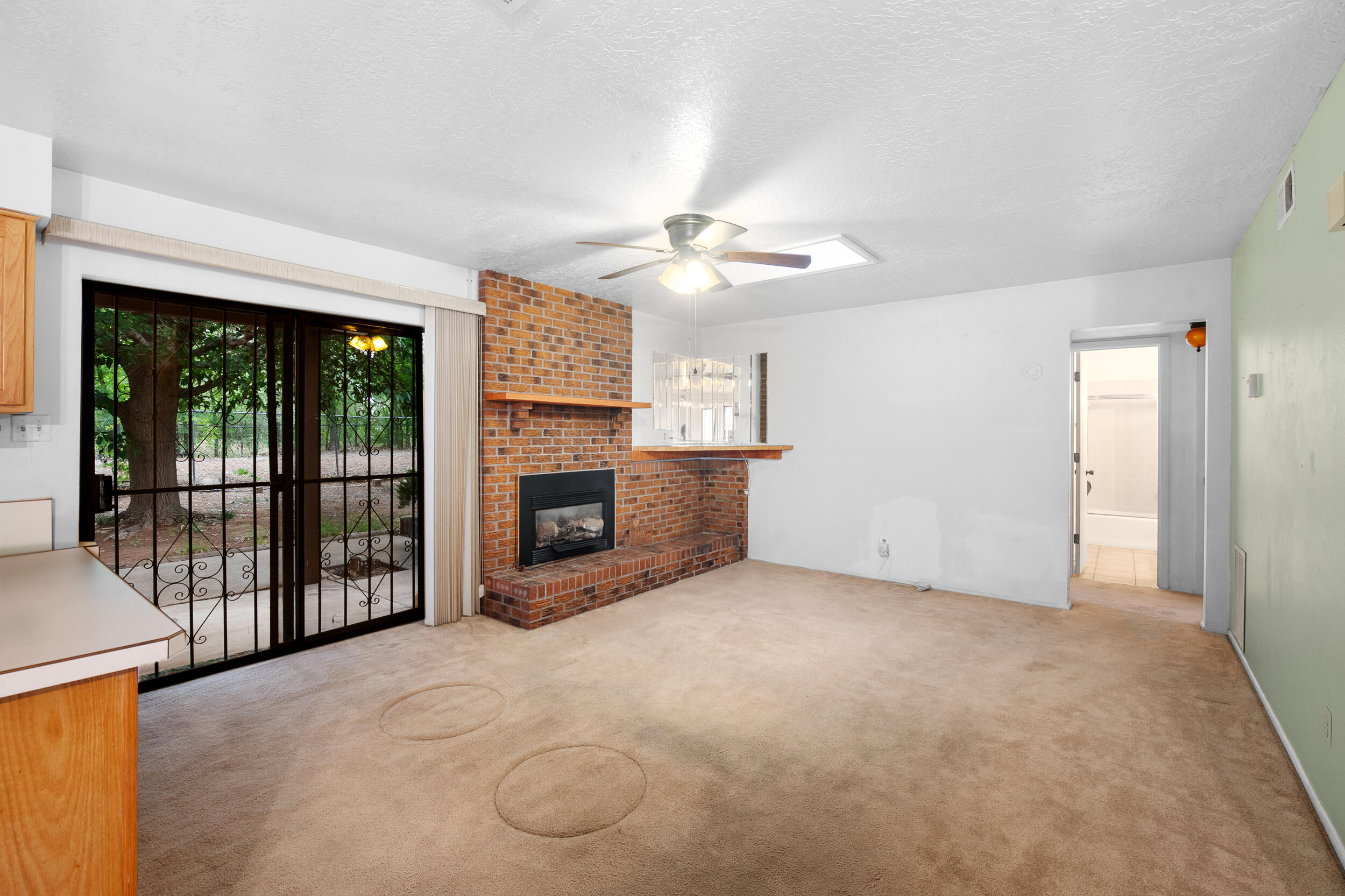 1637 Arcadian Trail NW