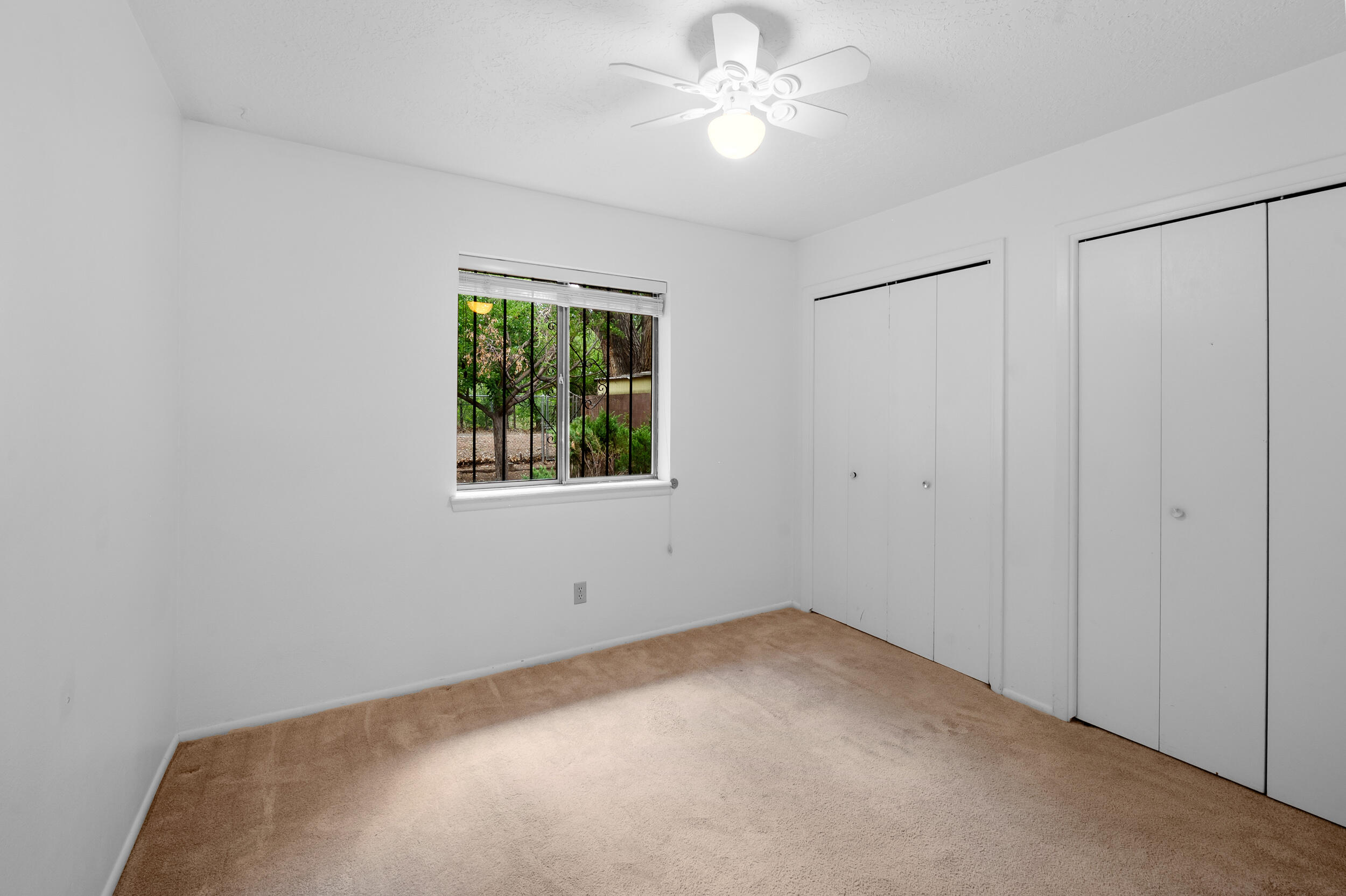 1637 Arcadian Trail NW