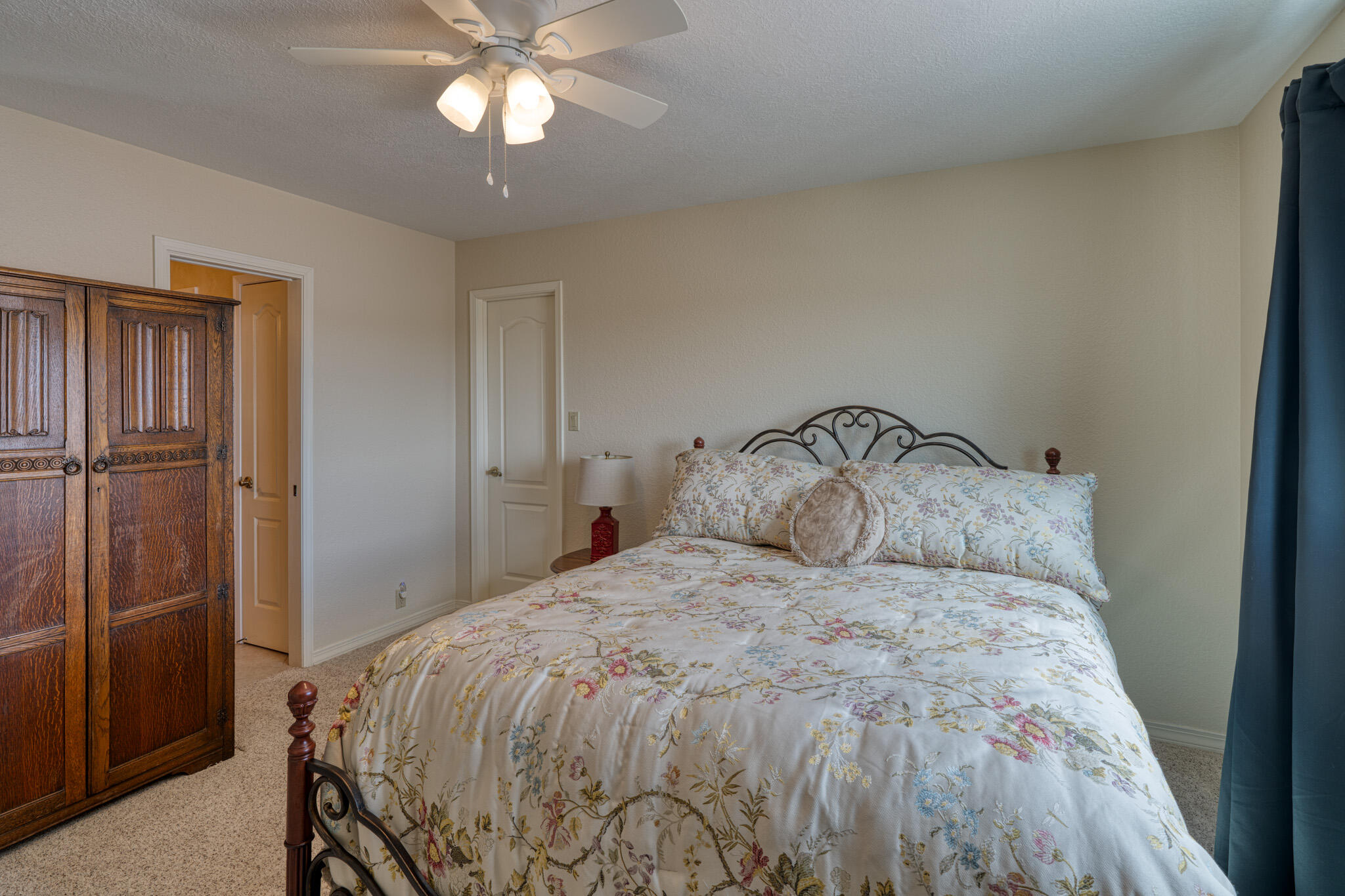 7029 Moon Glow Court NE