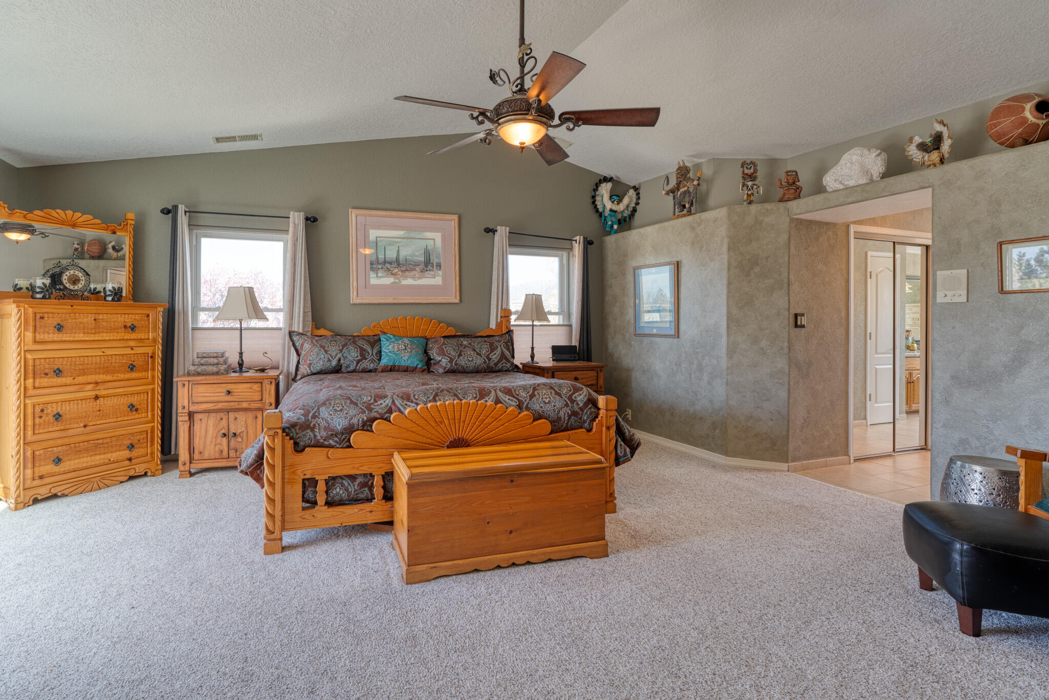 7029 Moon Glow Court NE