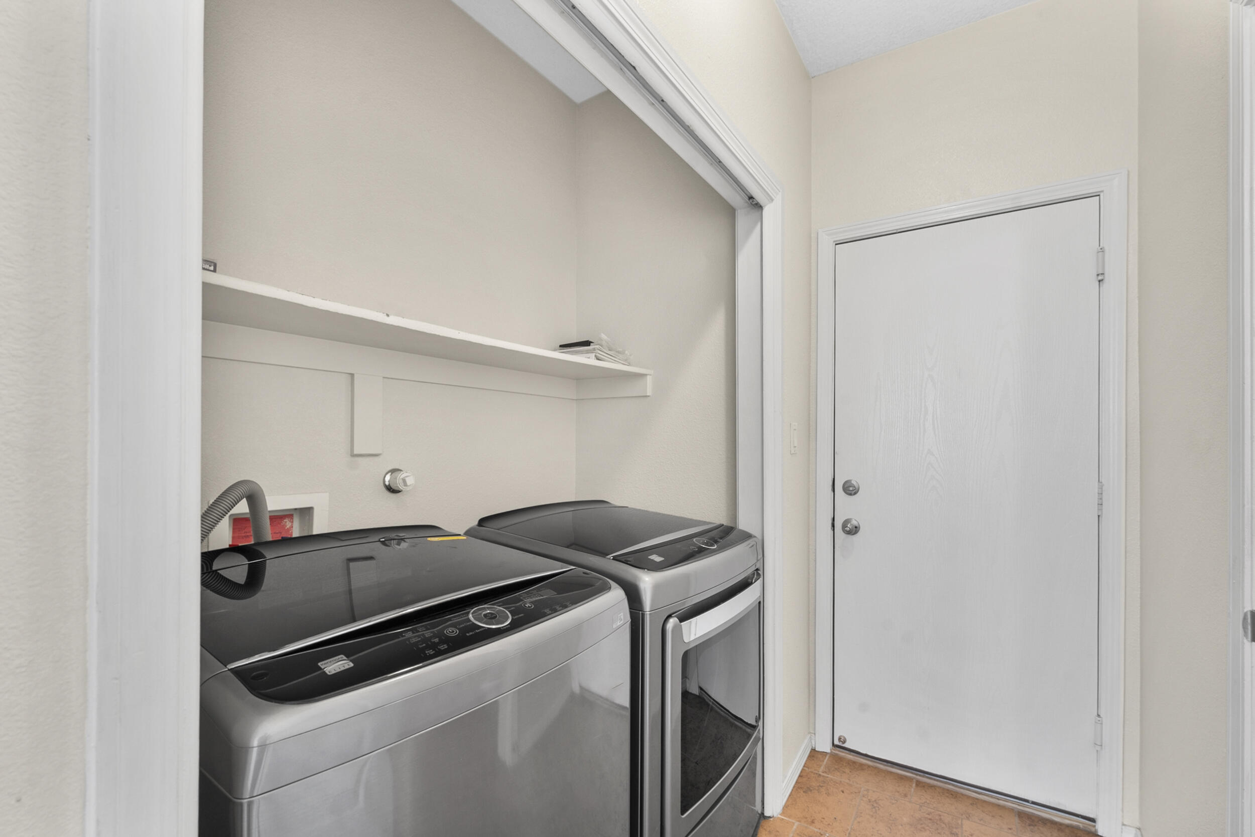 2463 Corvara Drive SE