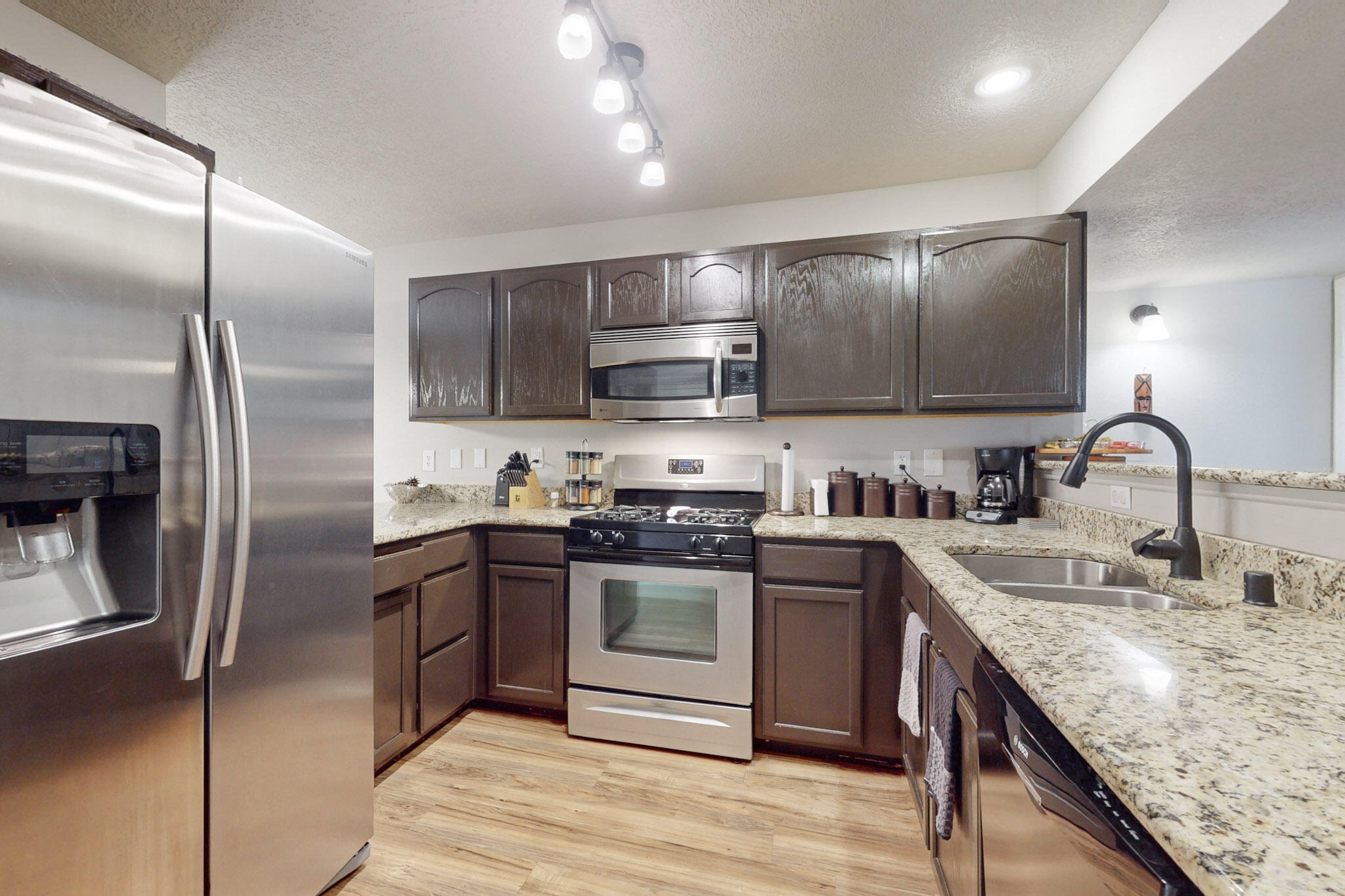 3760 Rancher Loop NE