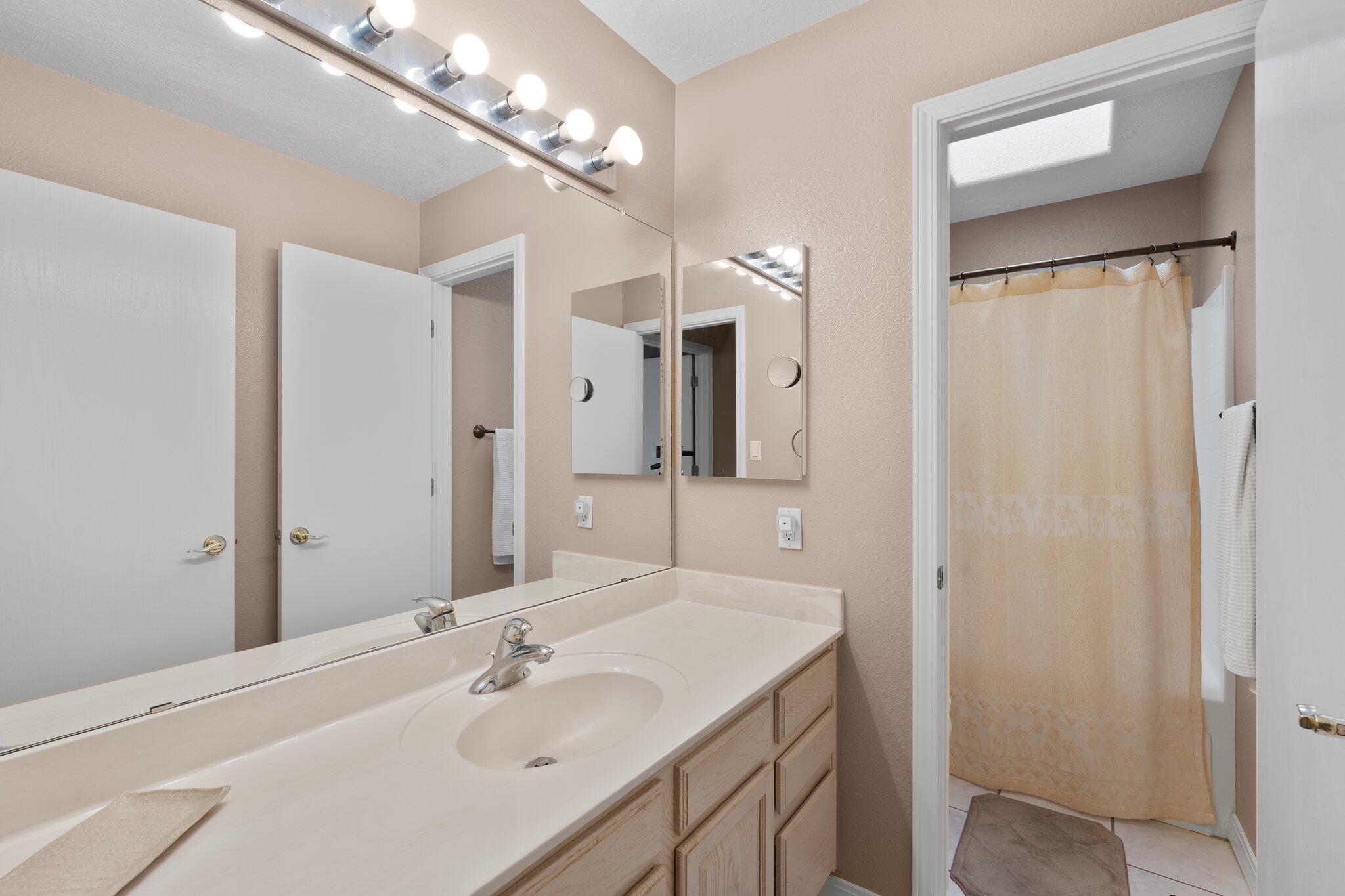 3920 Augusta Drive SE