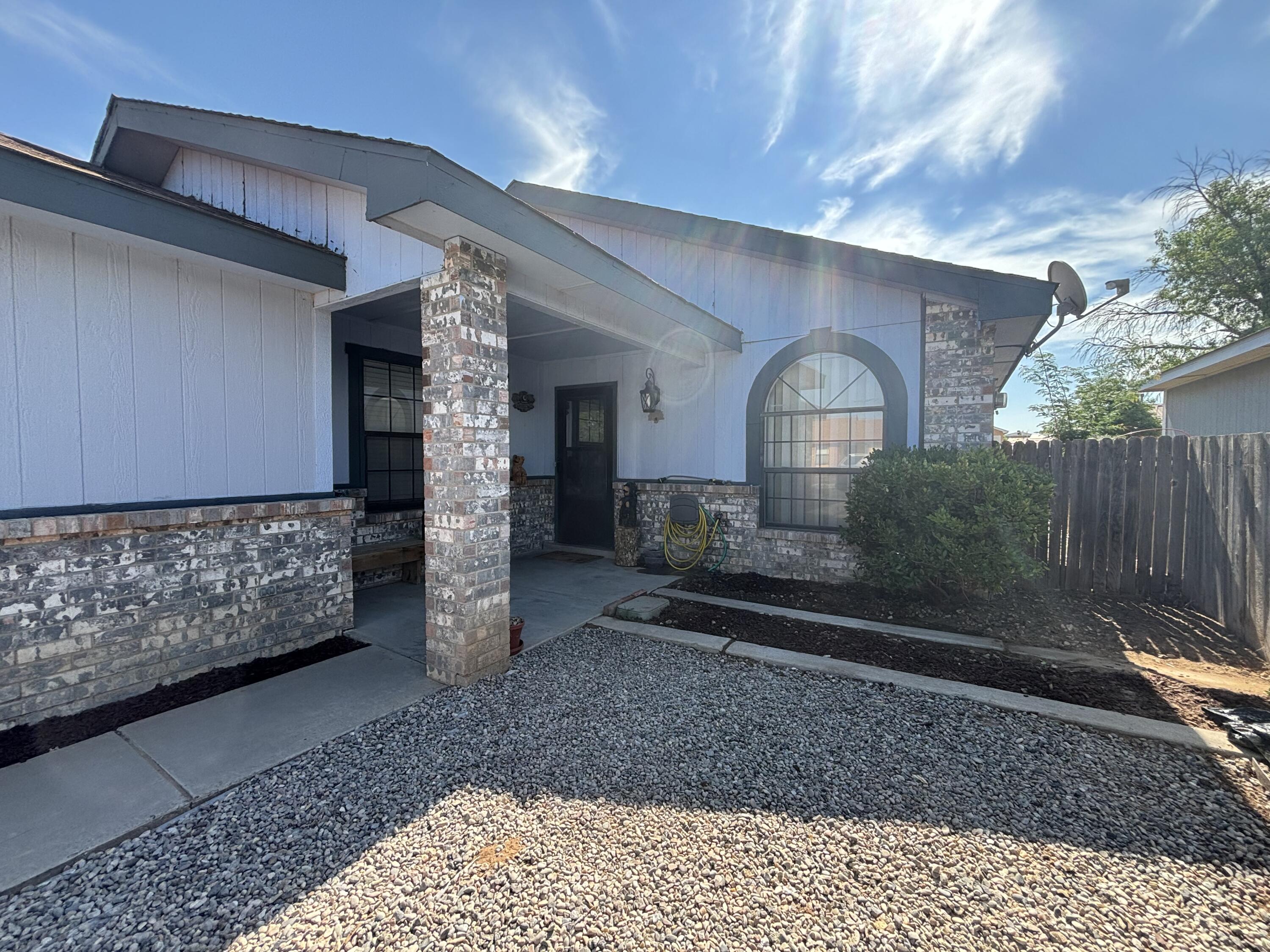 1160 Pandora Drive SW