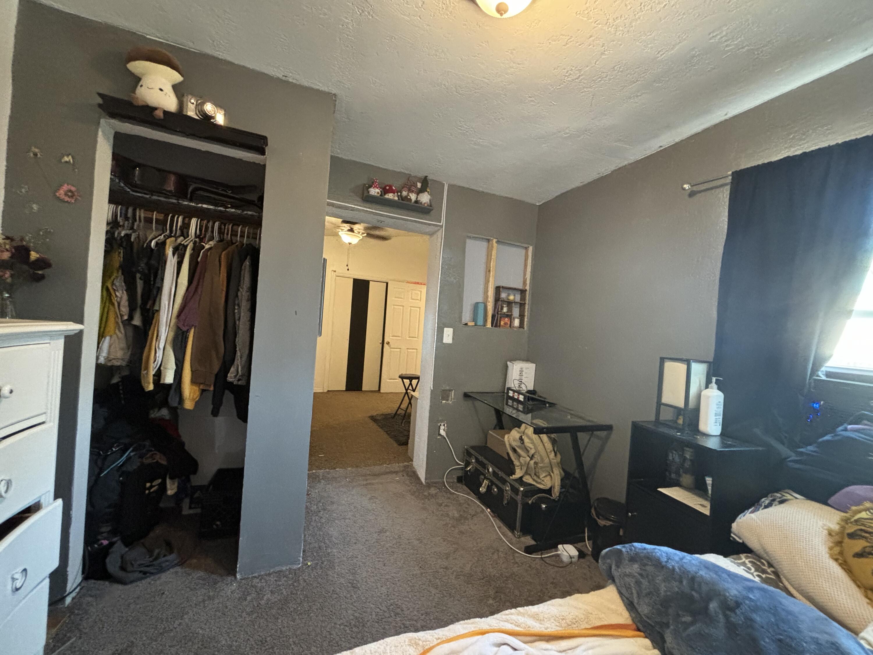 1160 Pandora Drive SW