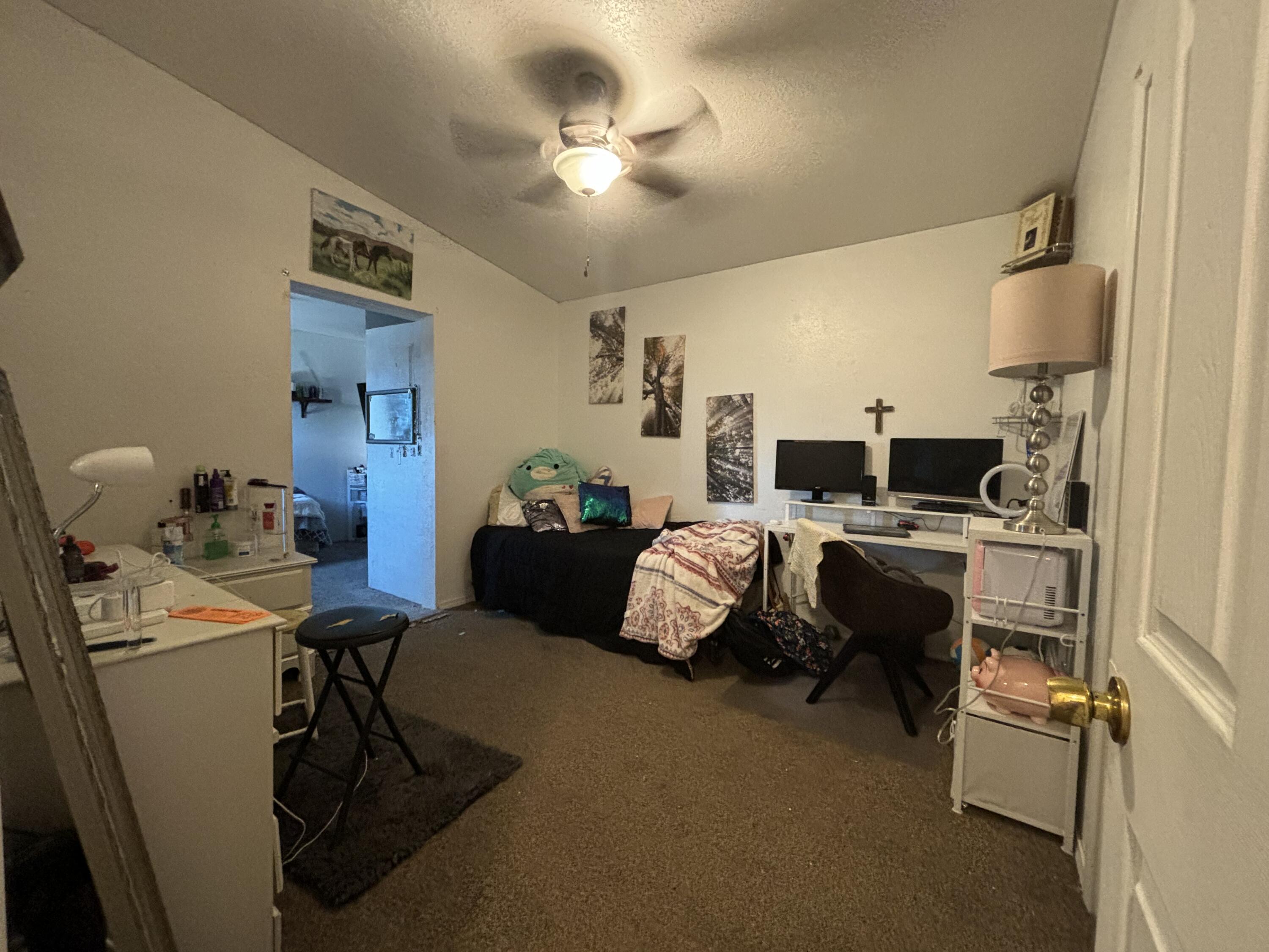 1160 Pandora Drive SW