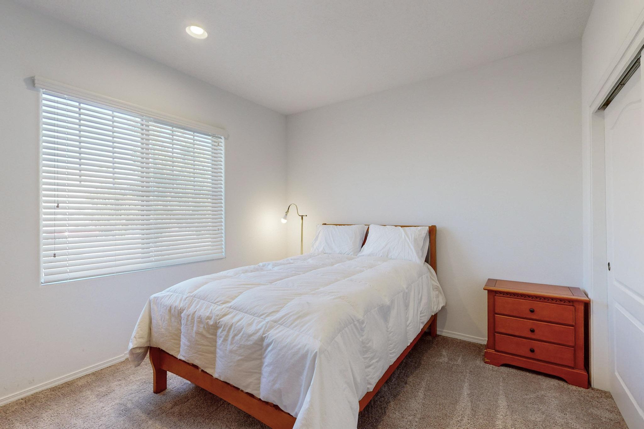 6012 Strand Loop SE
