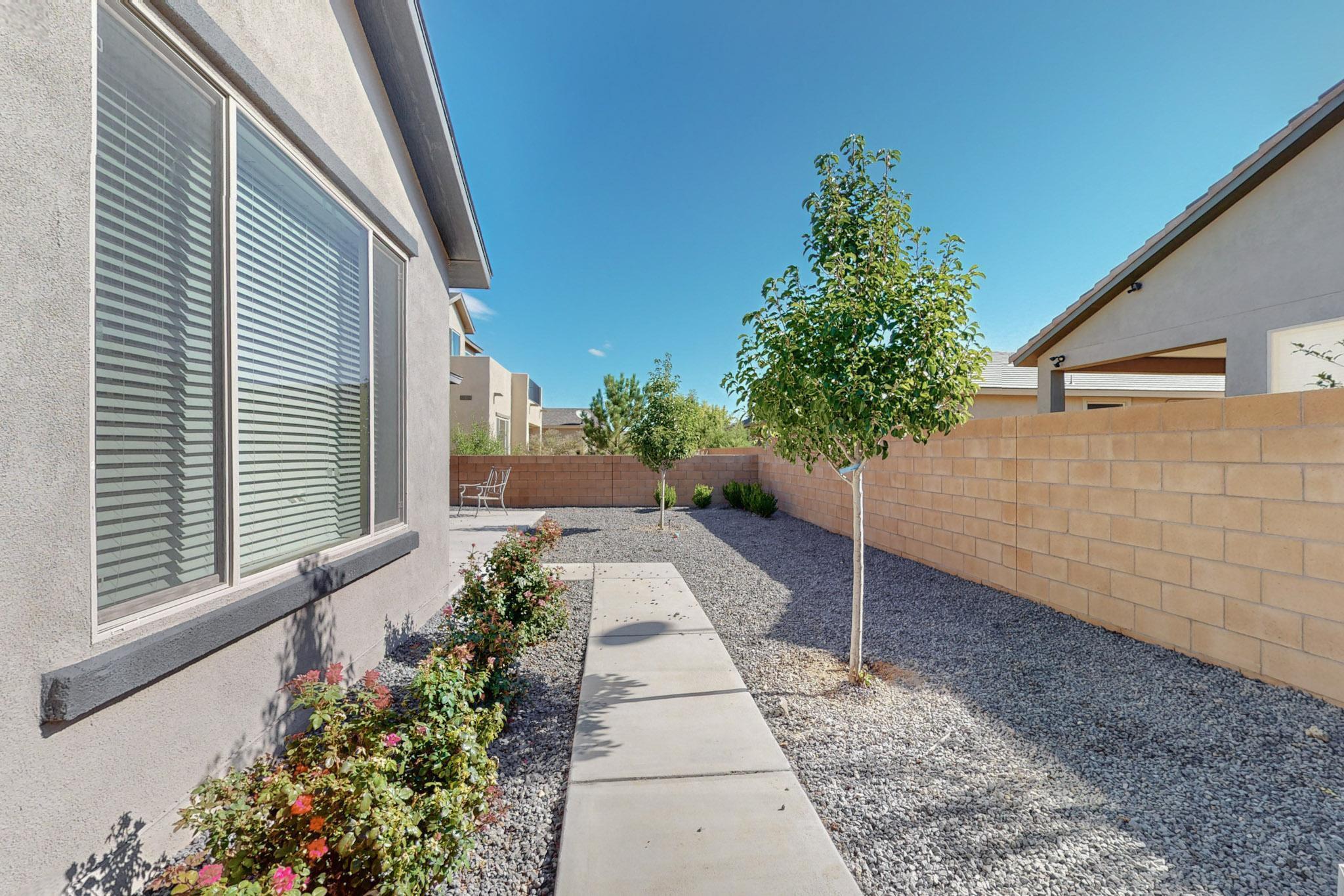 6012 Strand Loop SE