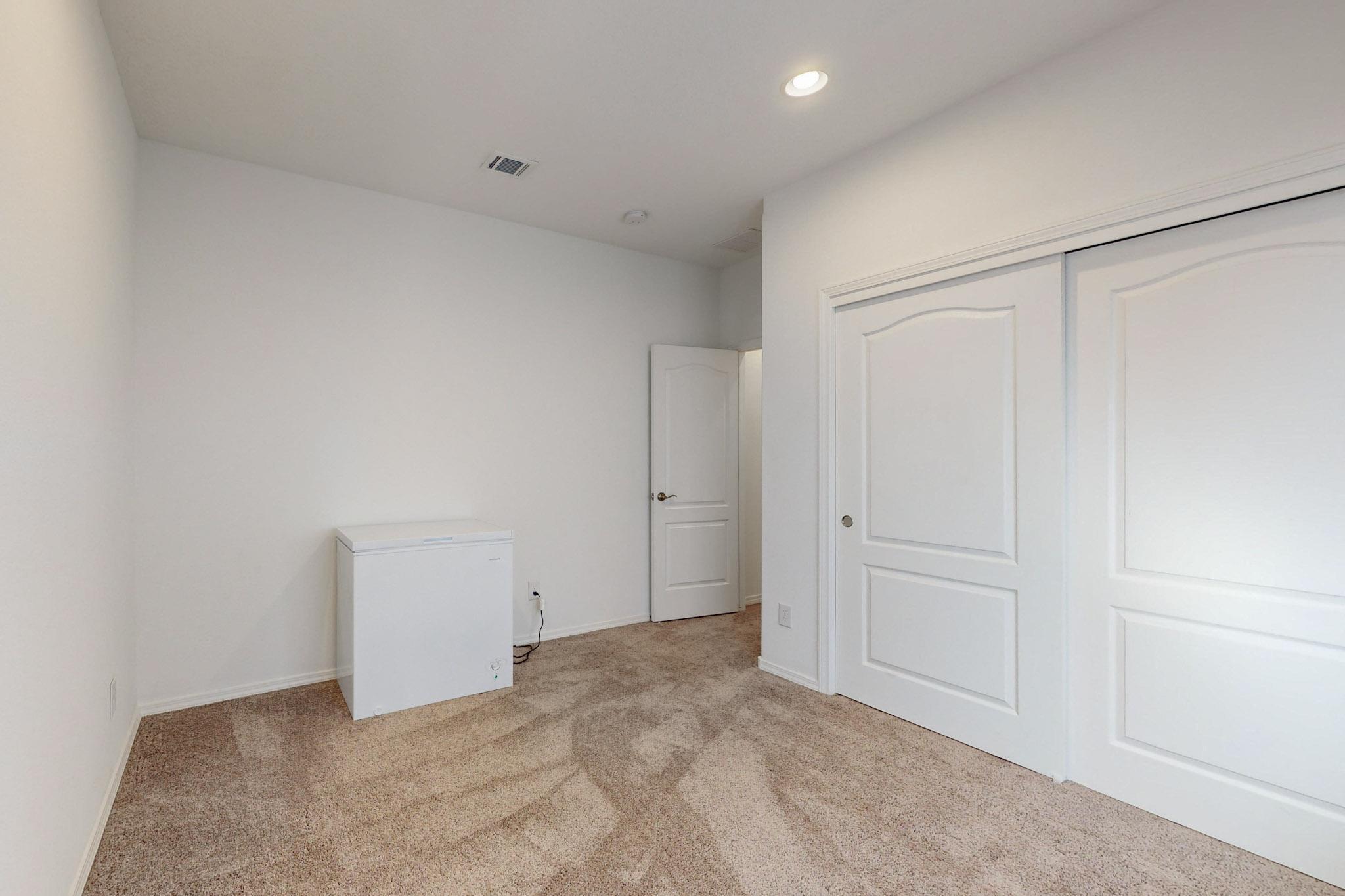 6012 Strand Loop SE