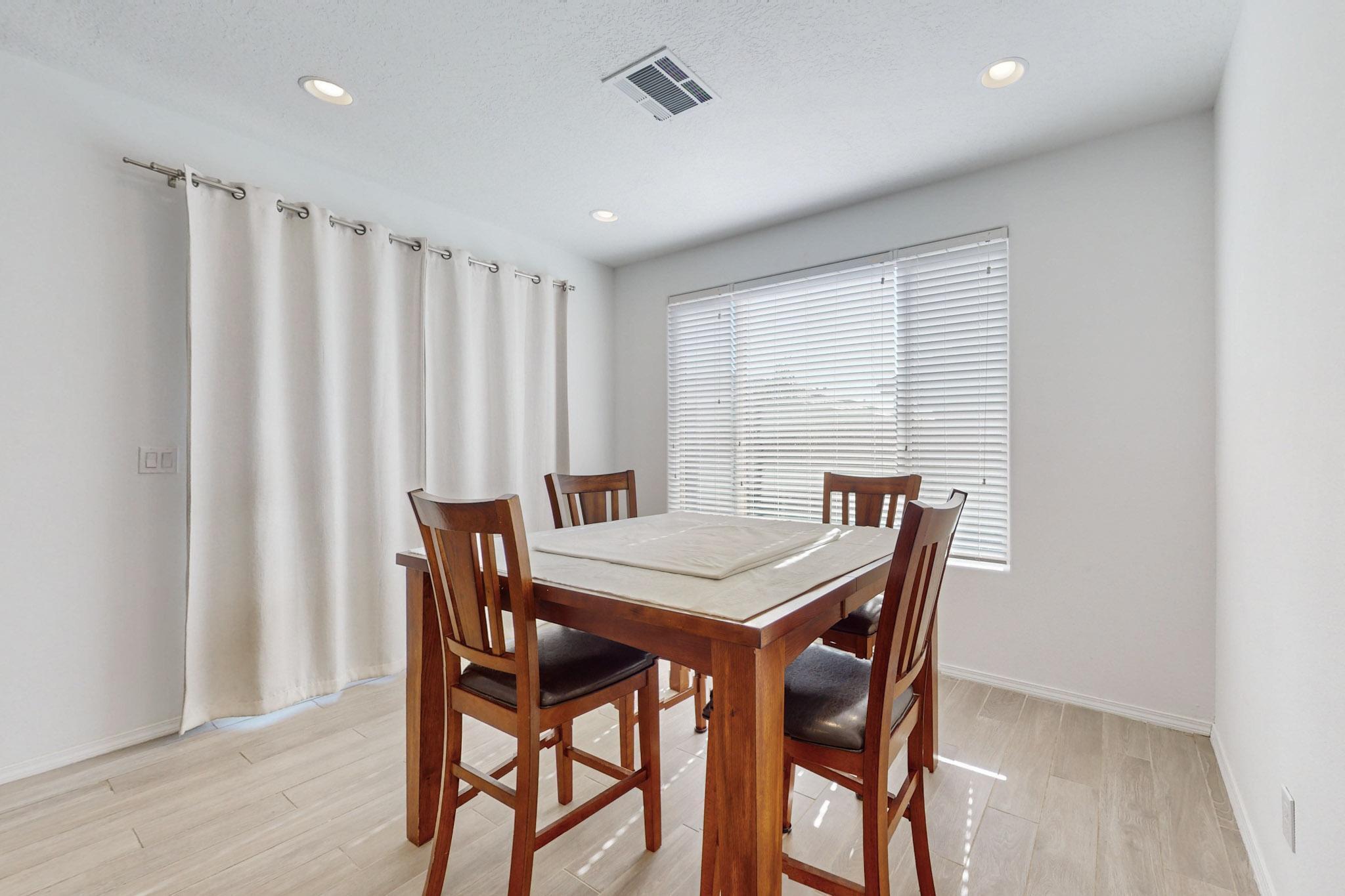 6012 Strand Loop SE