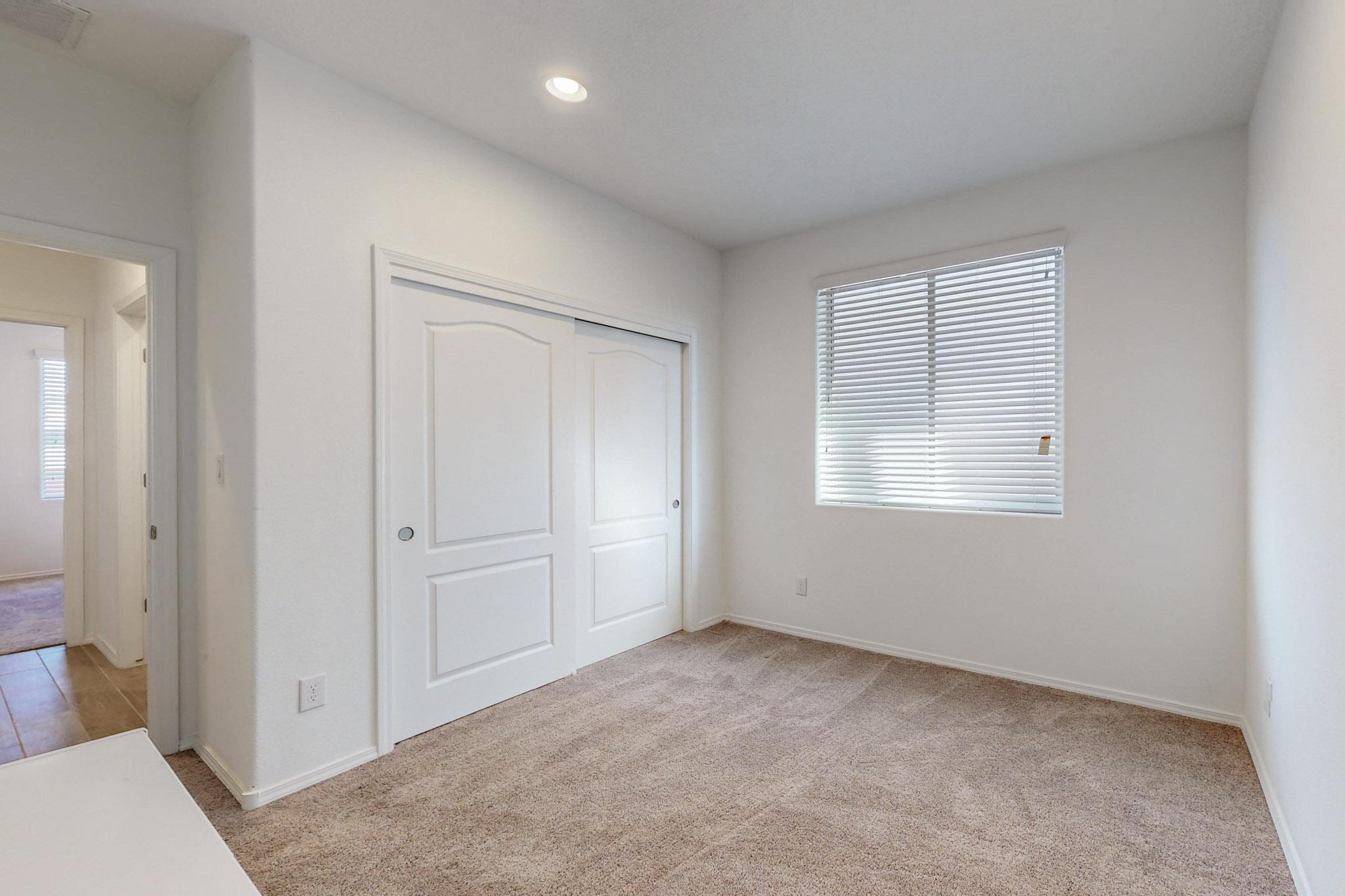 6012 Strand Loop SE