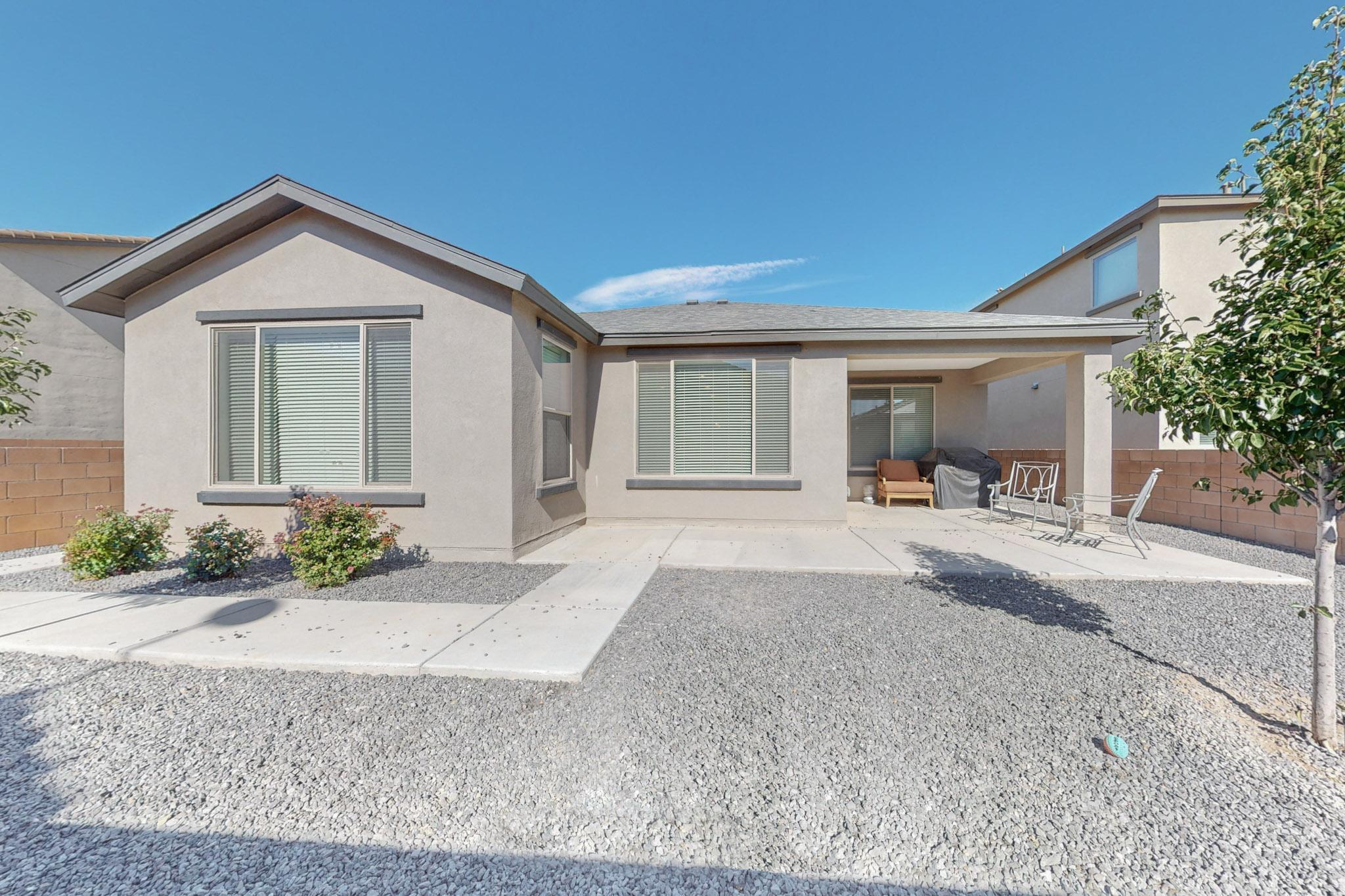 6012 Strand Loop SE
