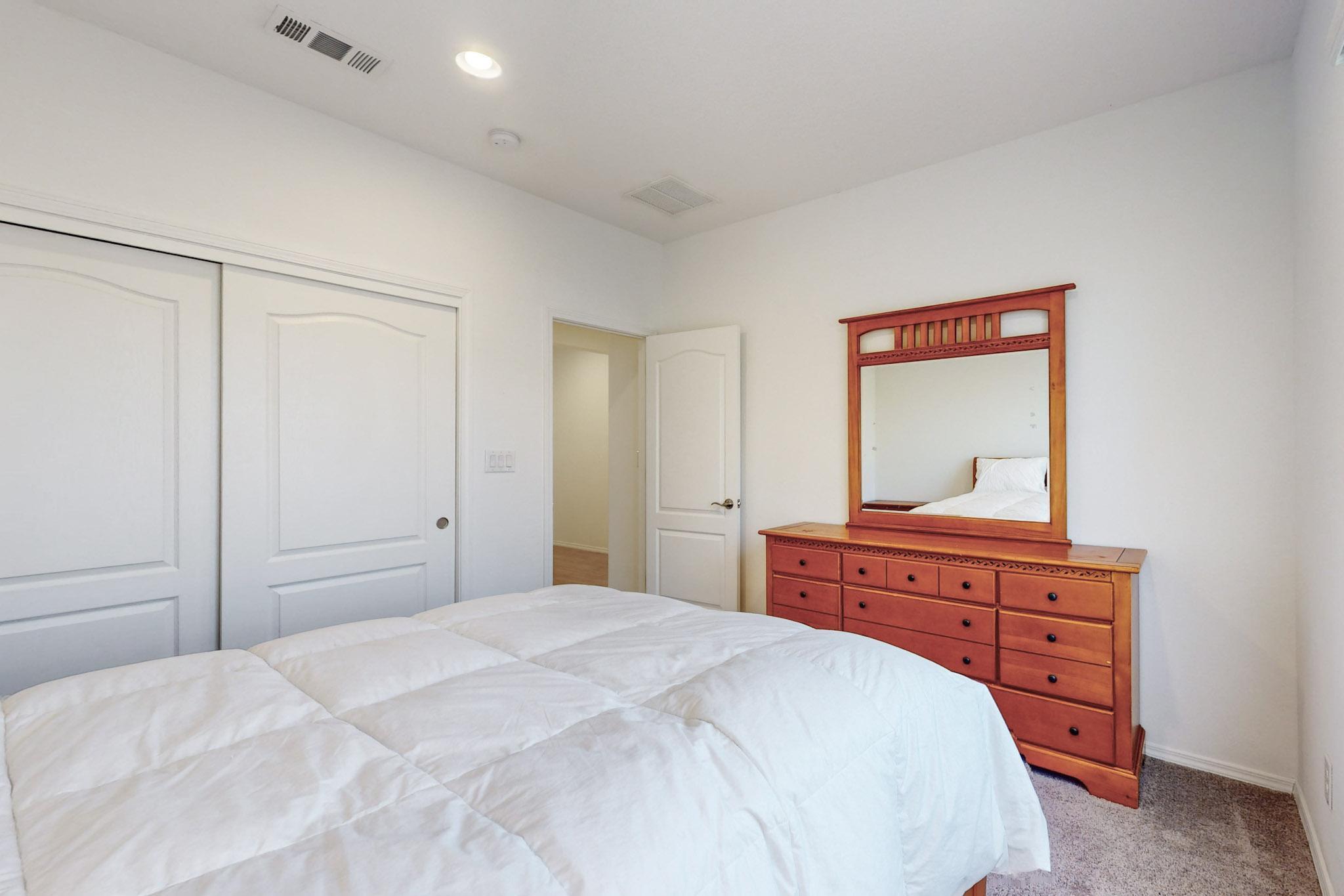 6012 Strand Loop SE