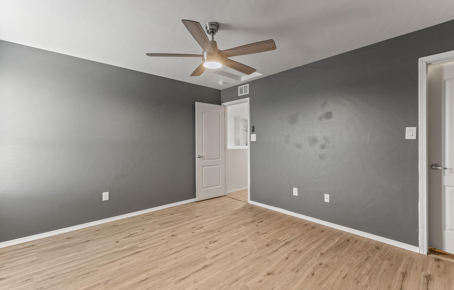 2601 Crimson Clover Street SW