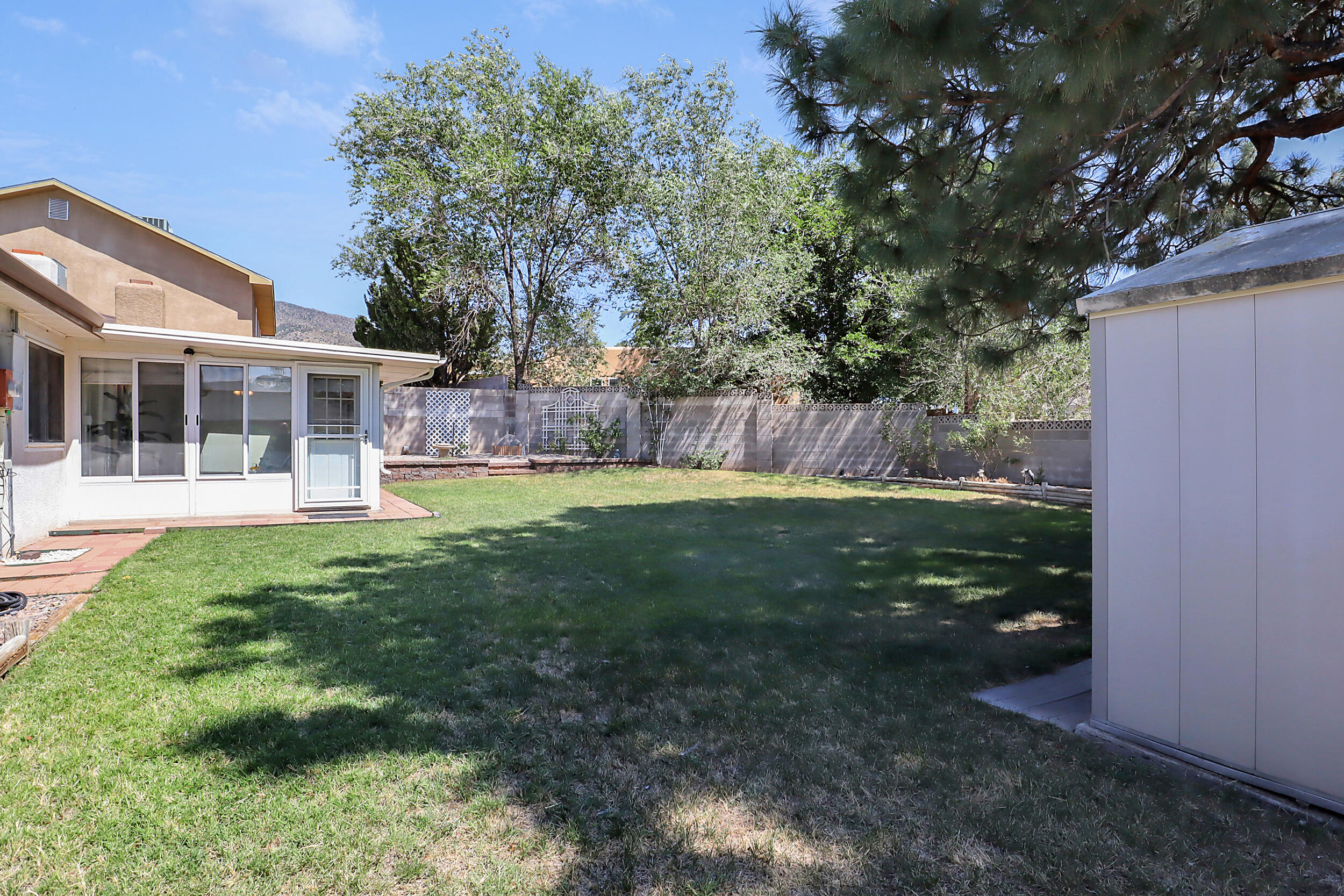 11904 Claremont Avenue NE
