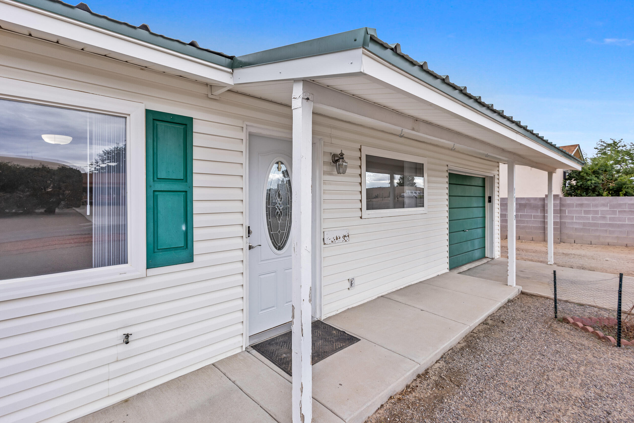 1710 Daybreak Road SE