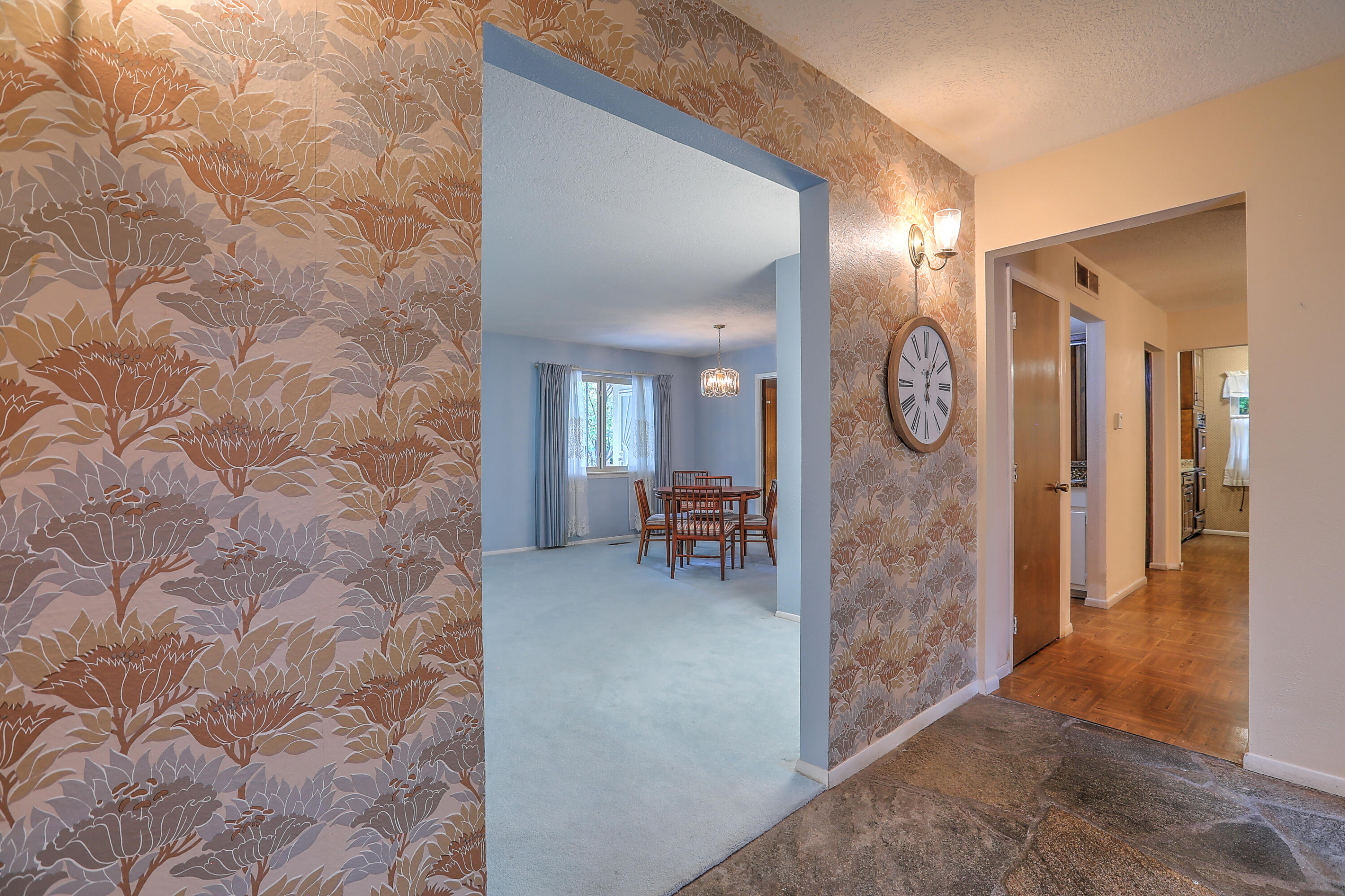 3016 Matador Drive NE