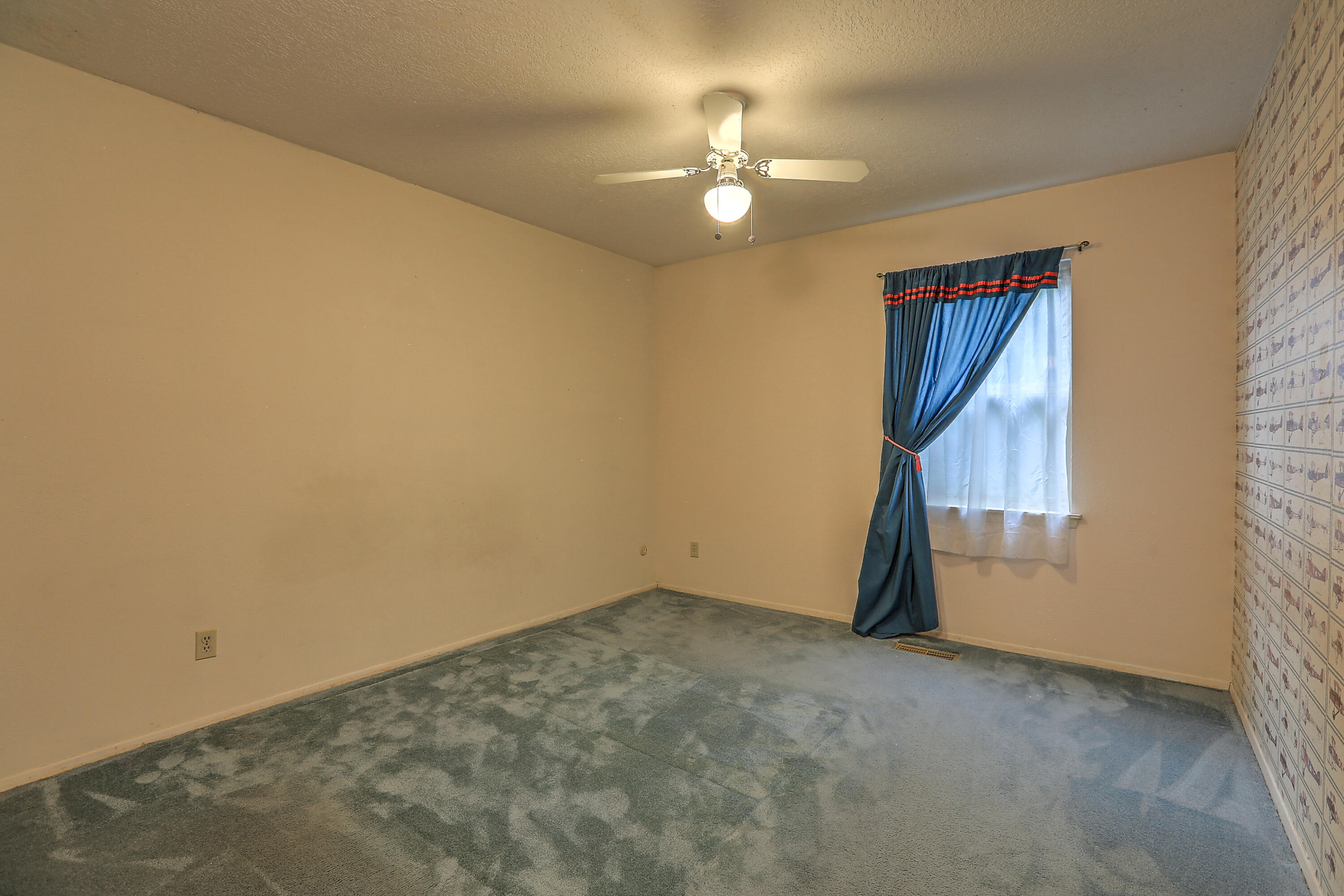 3016 Matador Drive NE