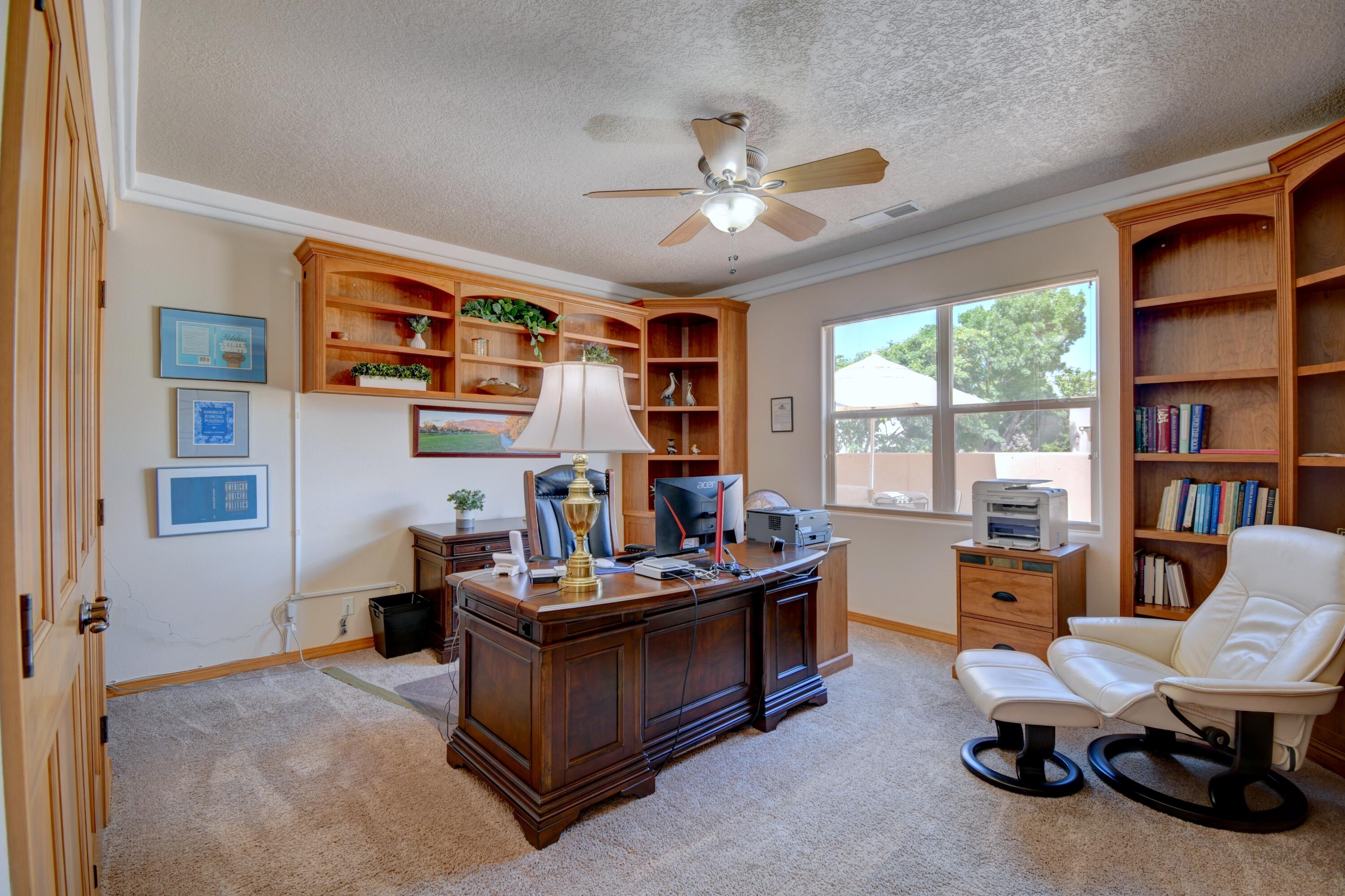 7208 HAWTHORN Avenue NE