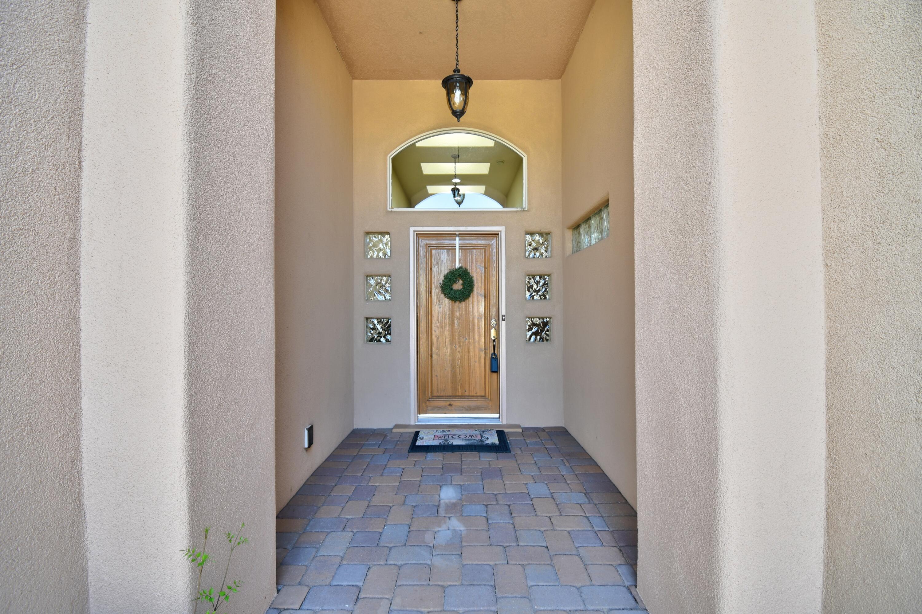 7208 HAWTHORN Avenue NE