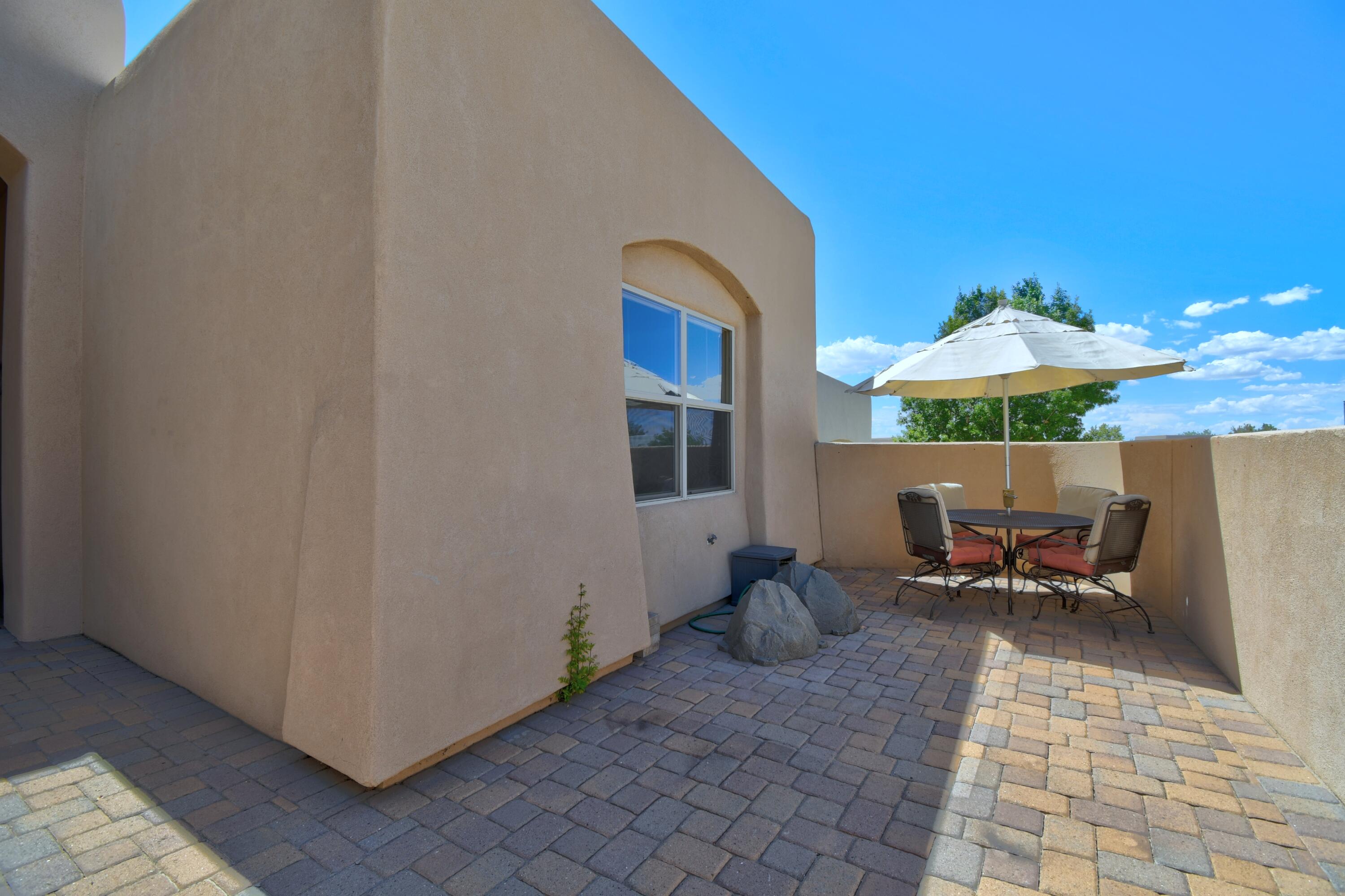 7208 HAWTHORN Avenue NE