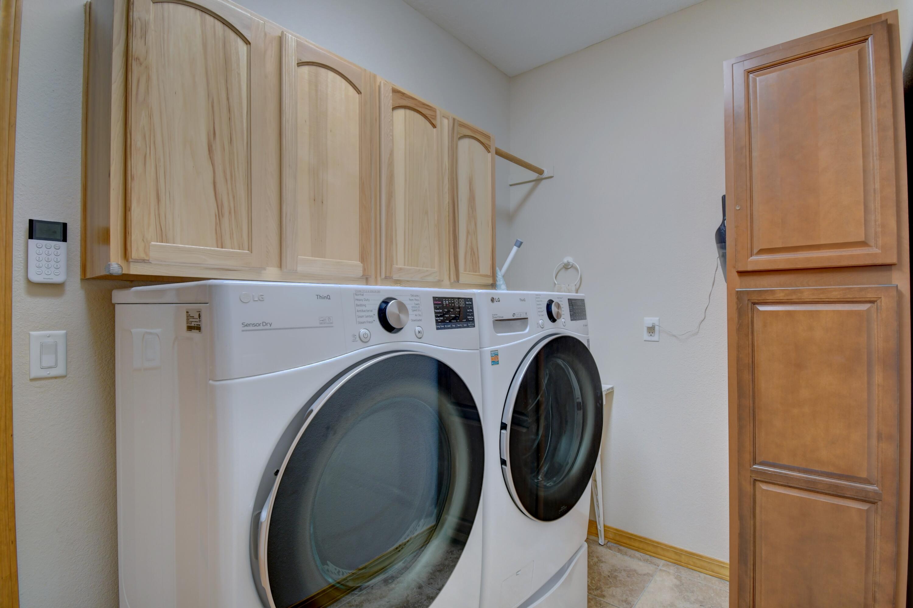 7208 HAWTHORN Avenue NE