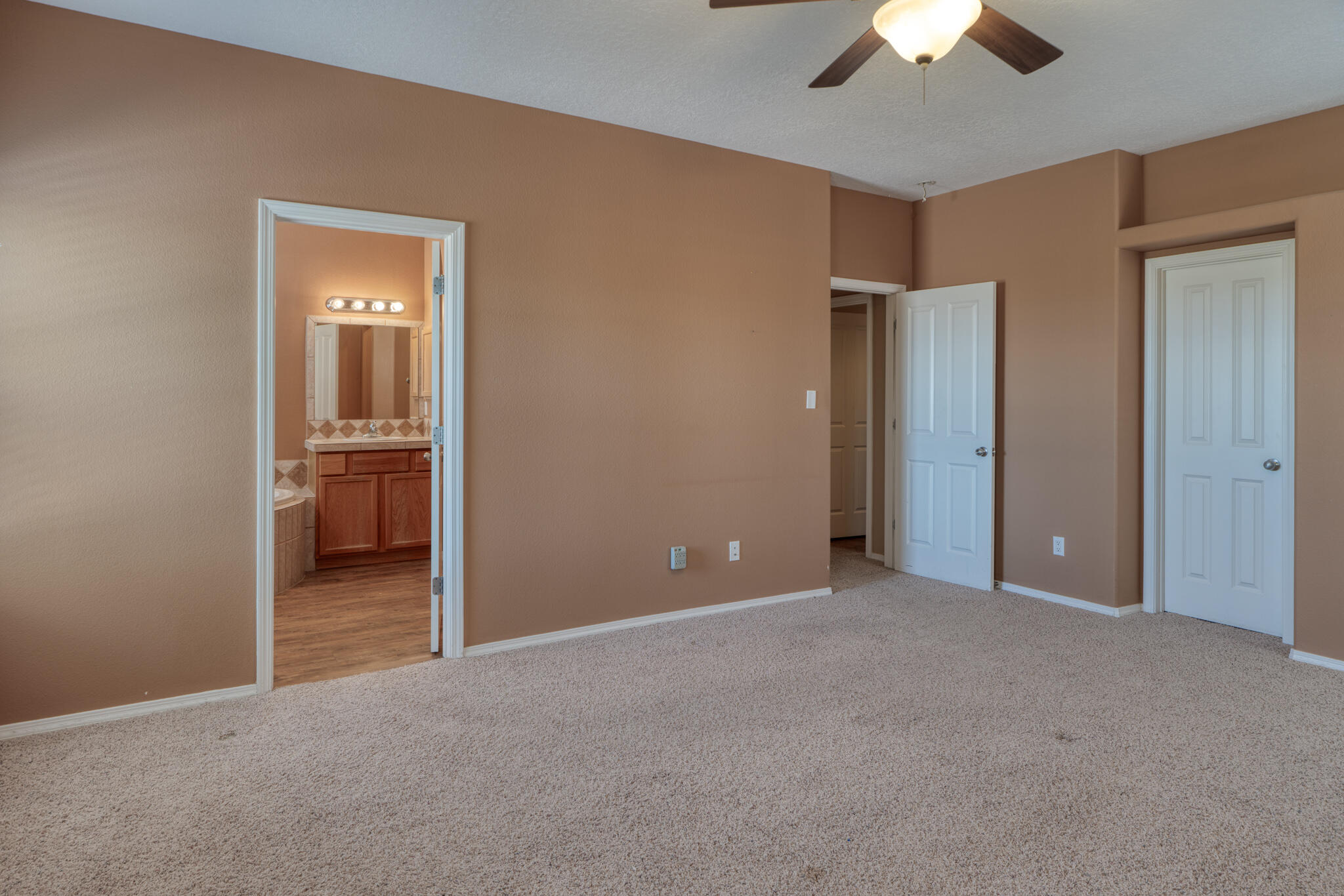 953 Loma Pinon Loop