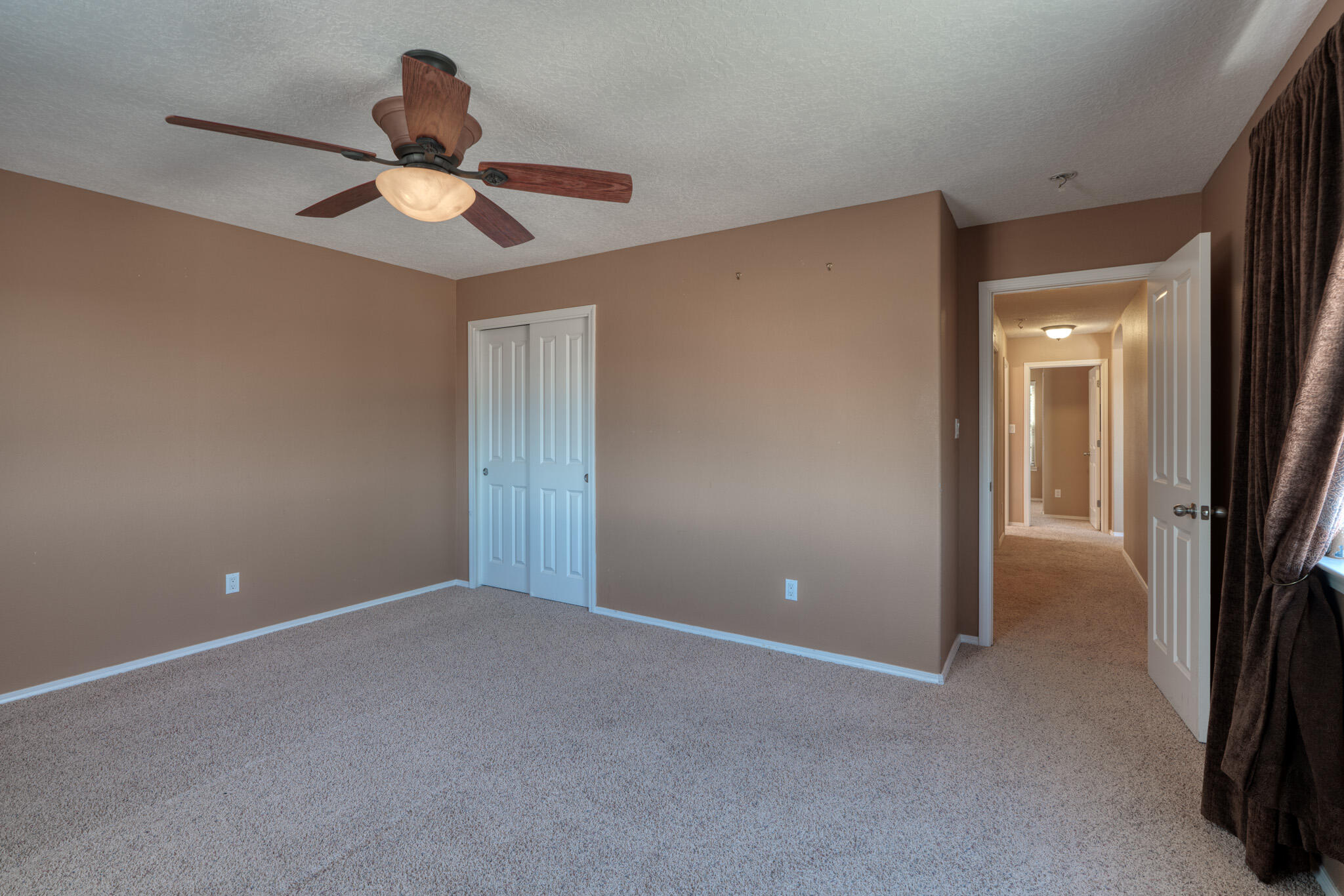 953 Loma Pinon Loop