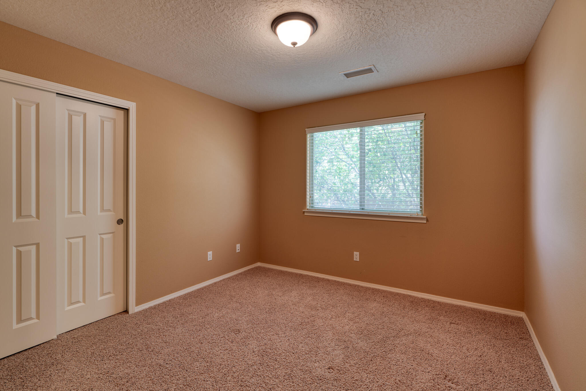 953 Loma Pinon Loop