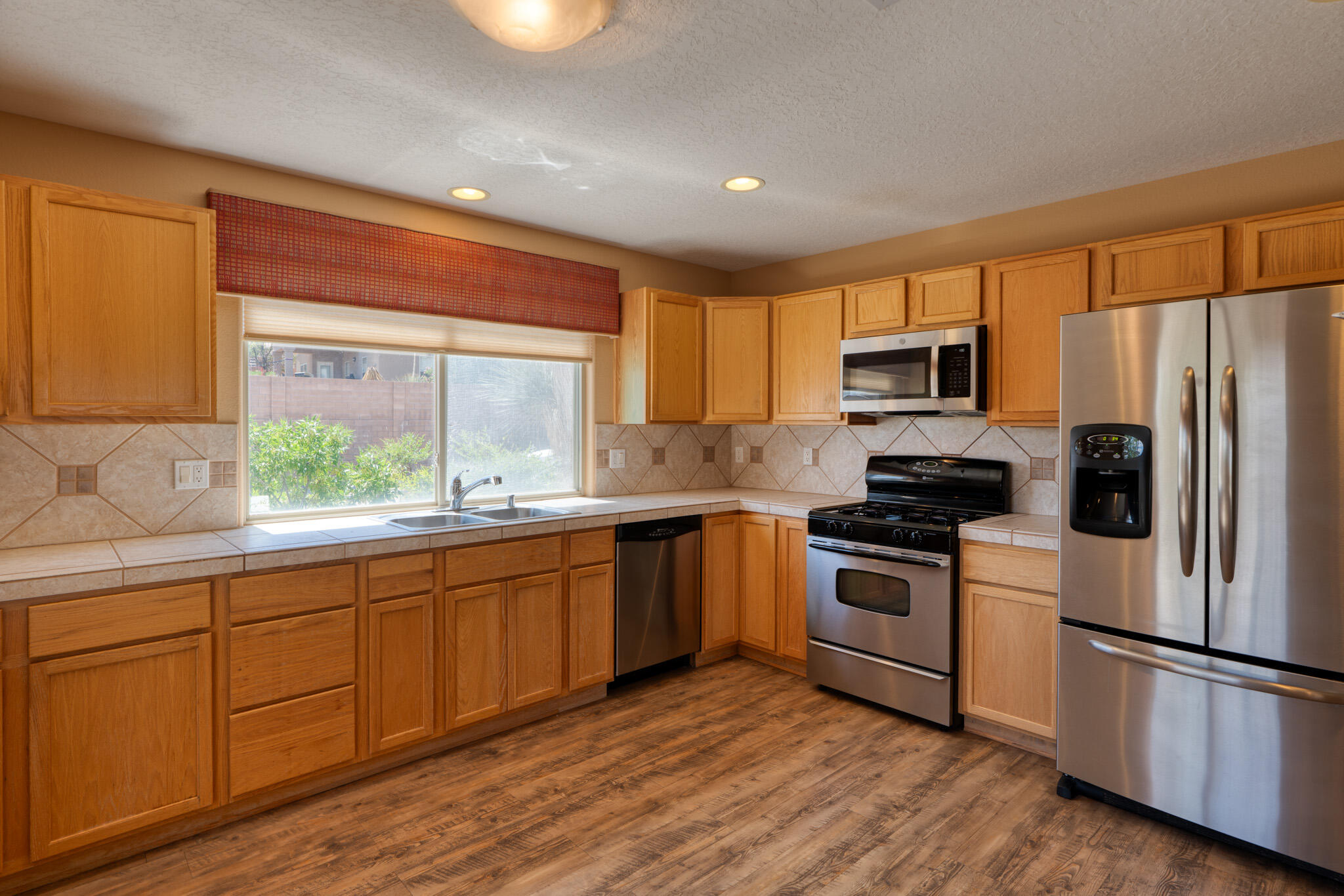 953 Loma Pinon Loop