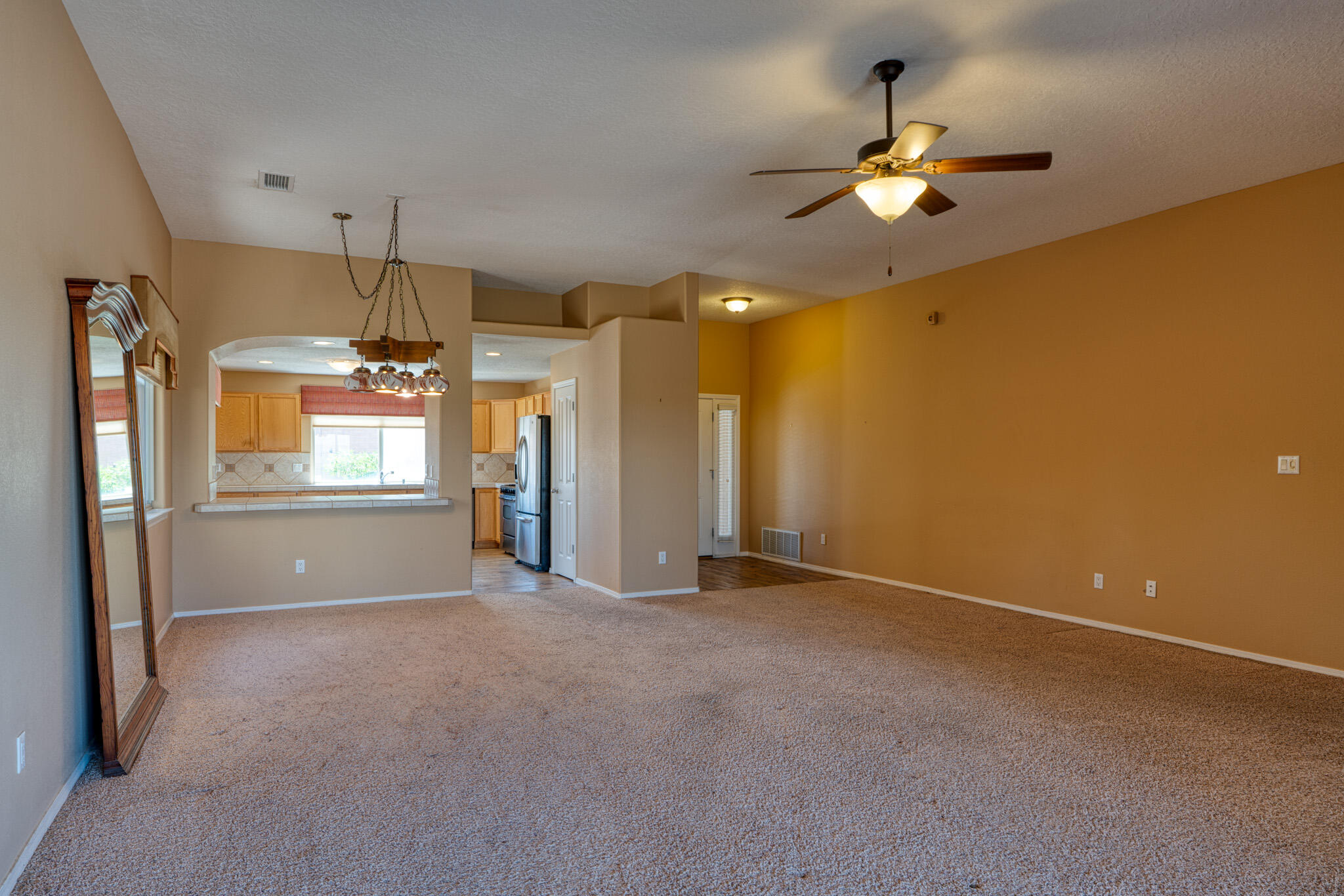 953 Loma Pinon Loop
