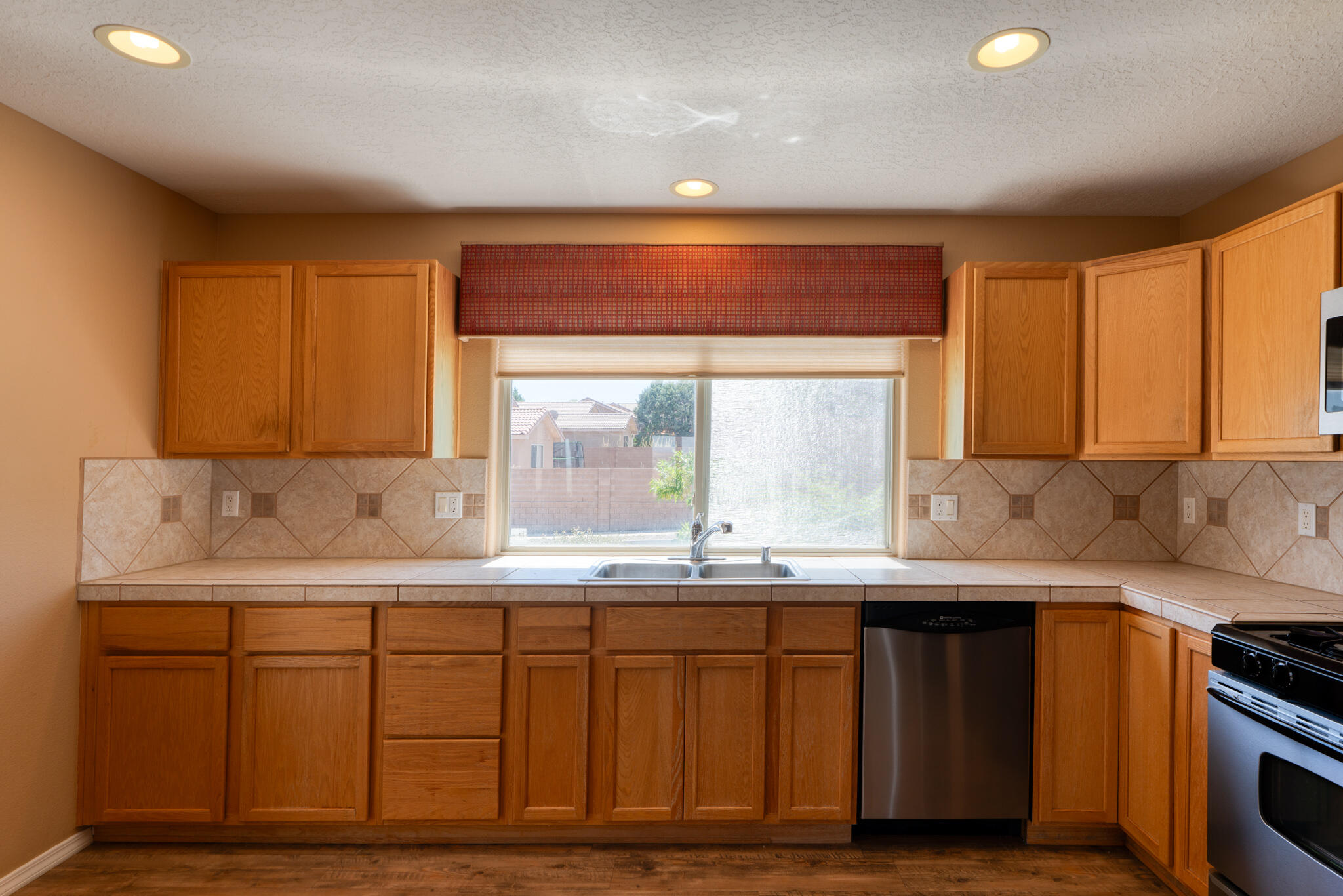 953 Loma Pinon Loop