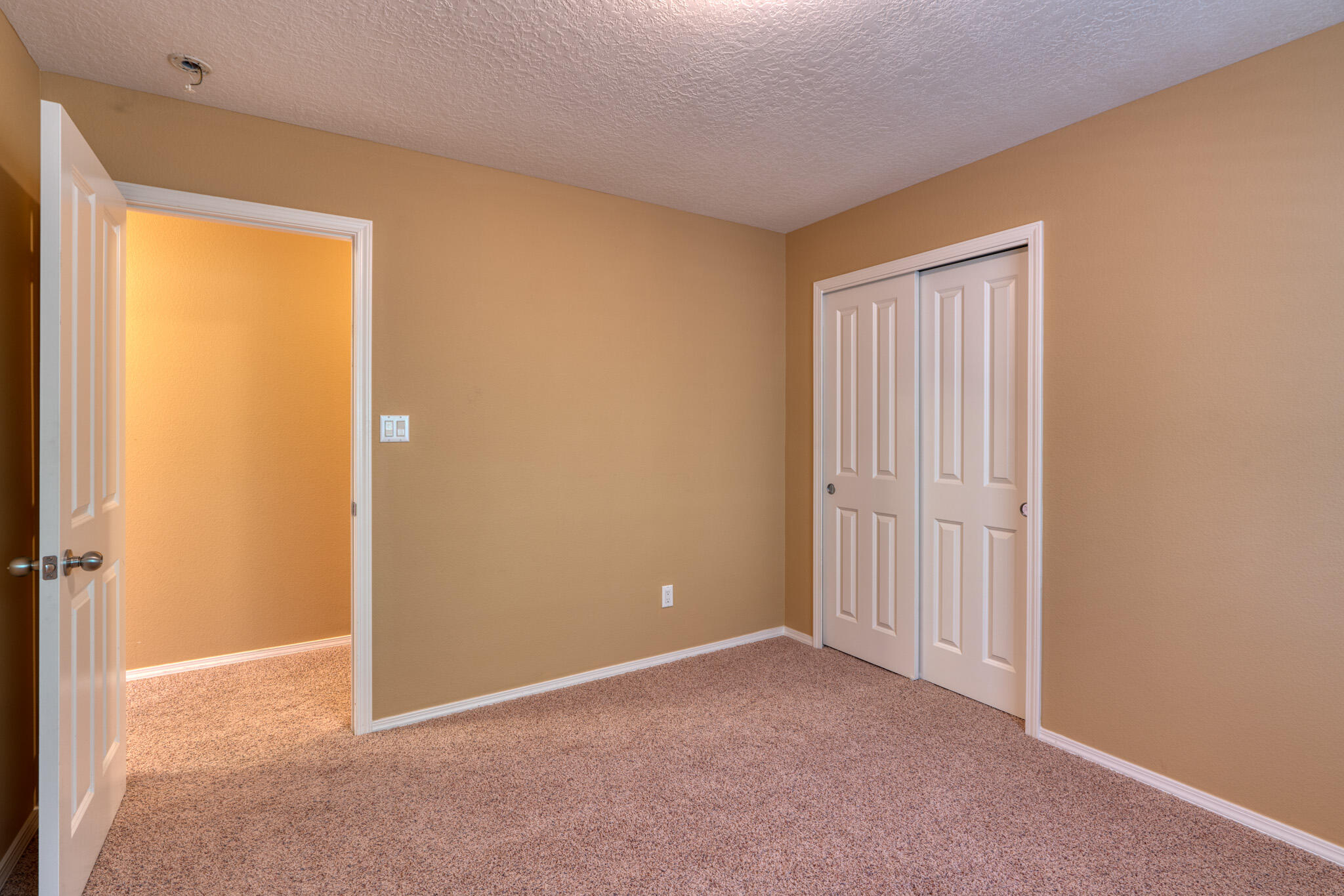 953 Loma Pinon Loop