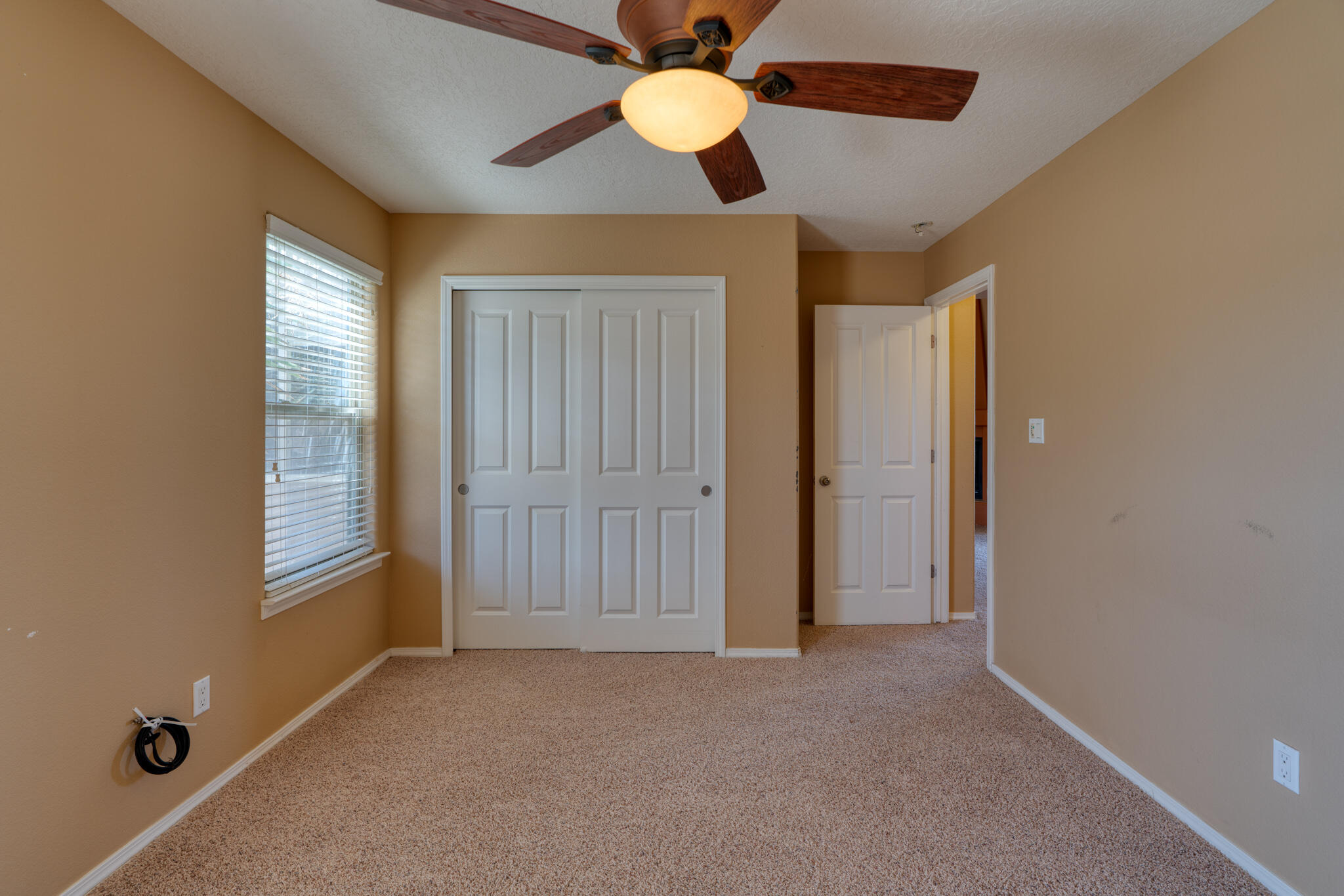 953 Loma Pinon Loop