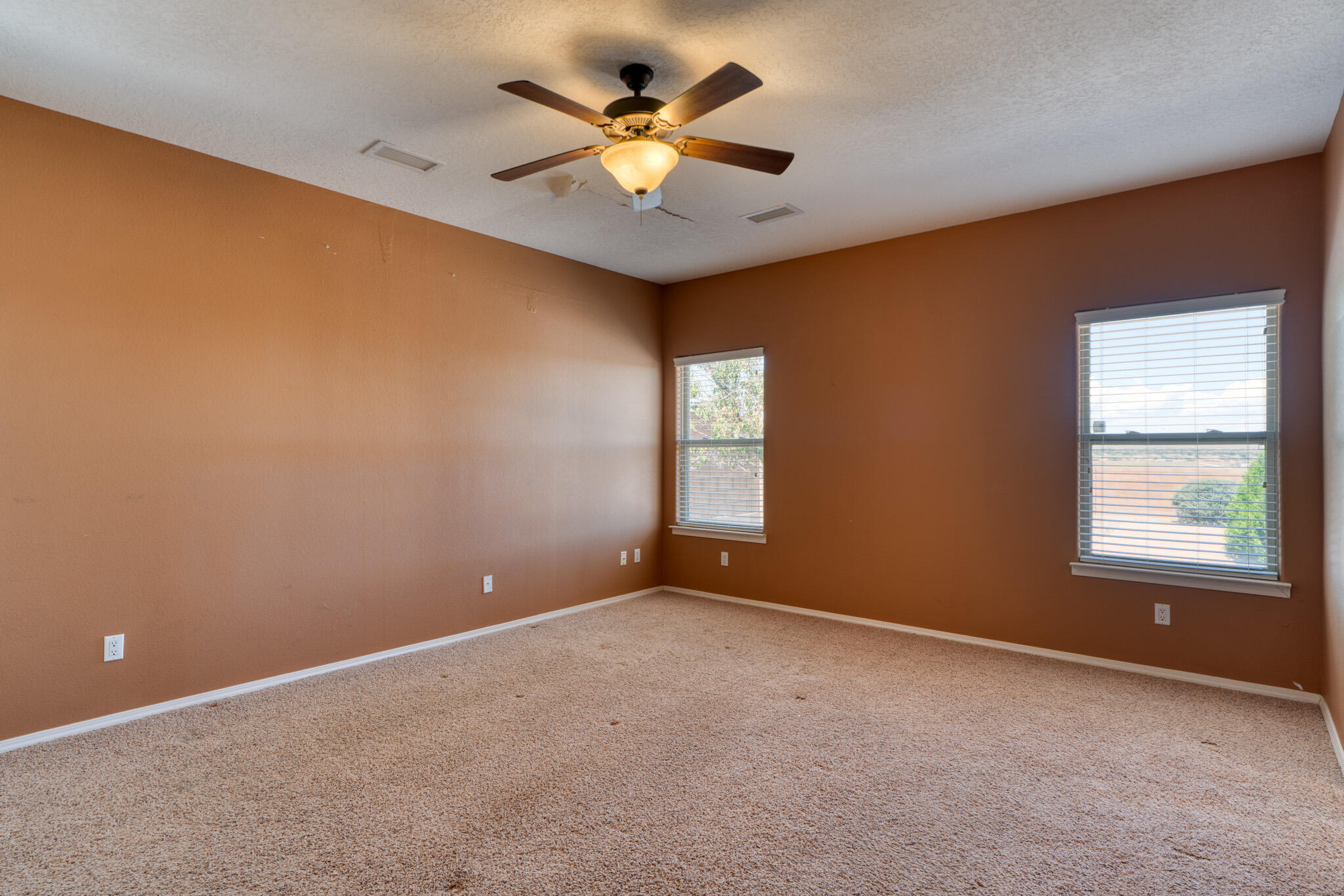 953 Loma Pinon Loop
