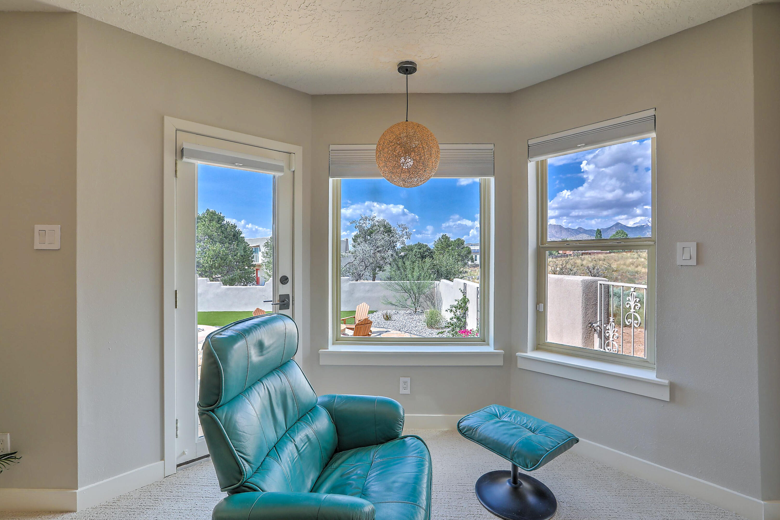 451 Live Oak Lane NE