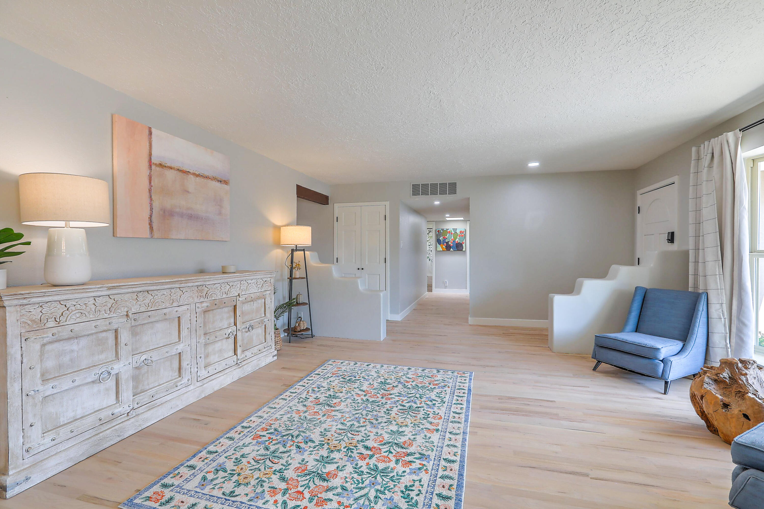 451 Live Oak Lane NE