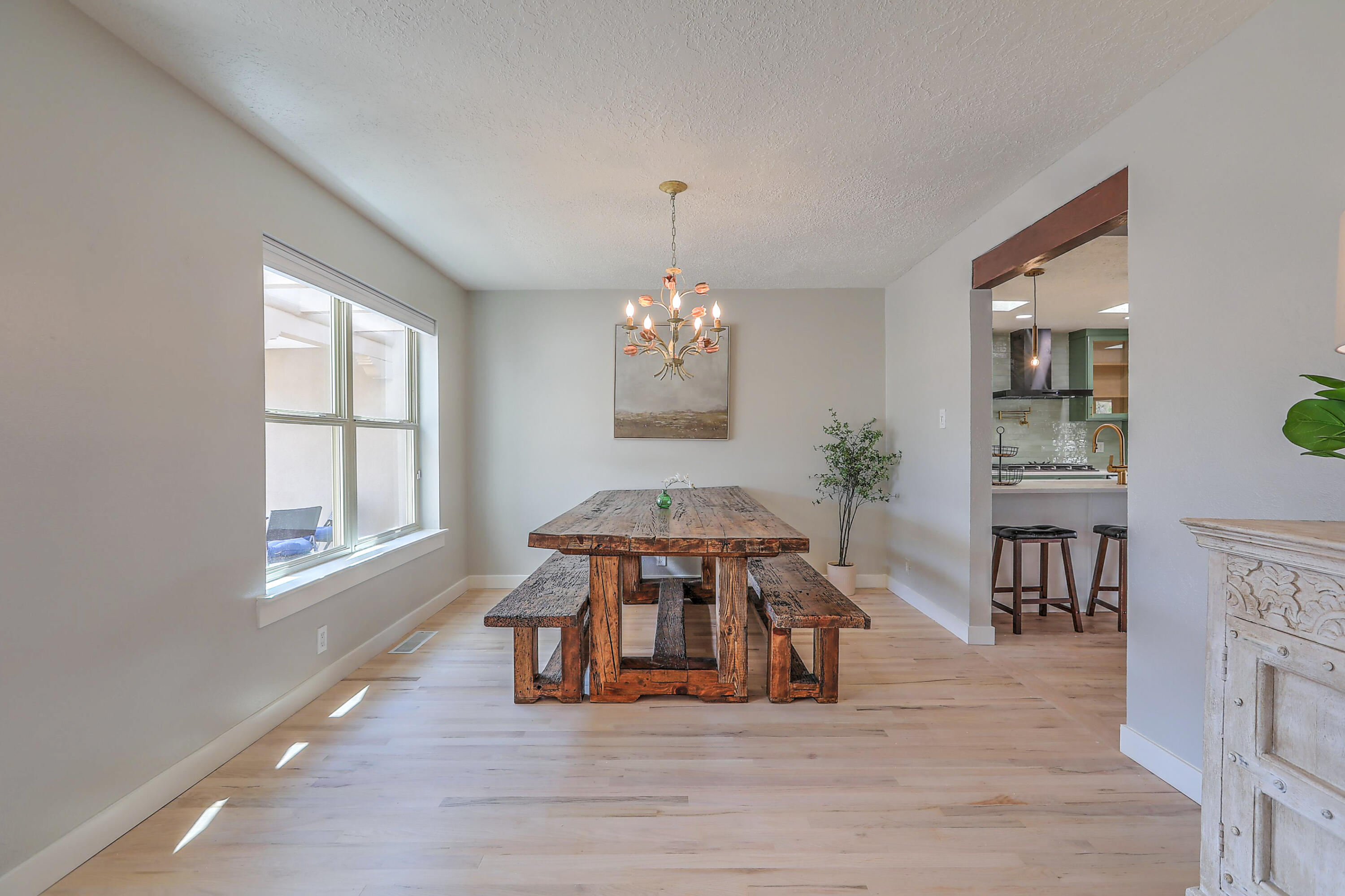 451 Live Oak Lane NE