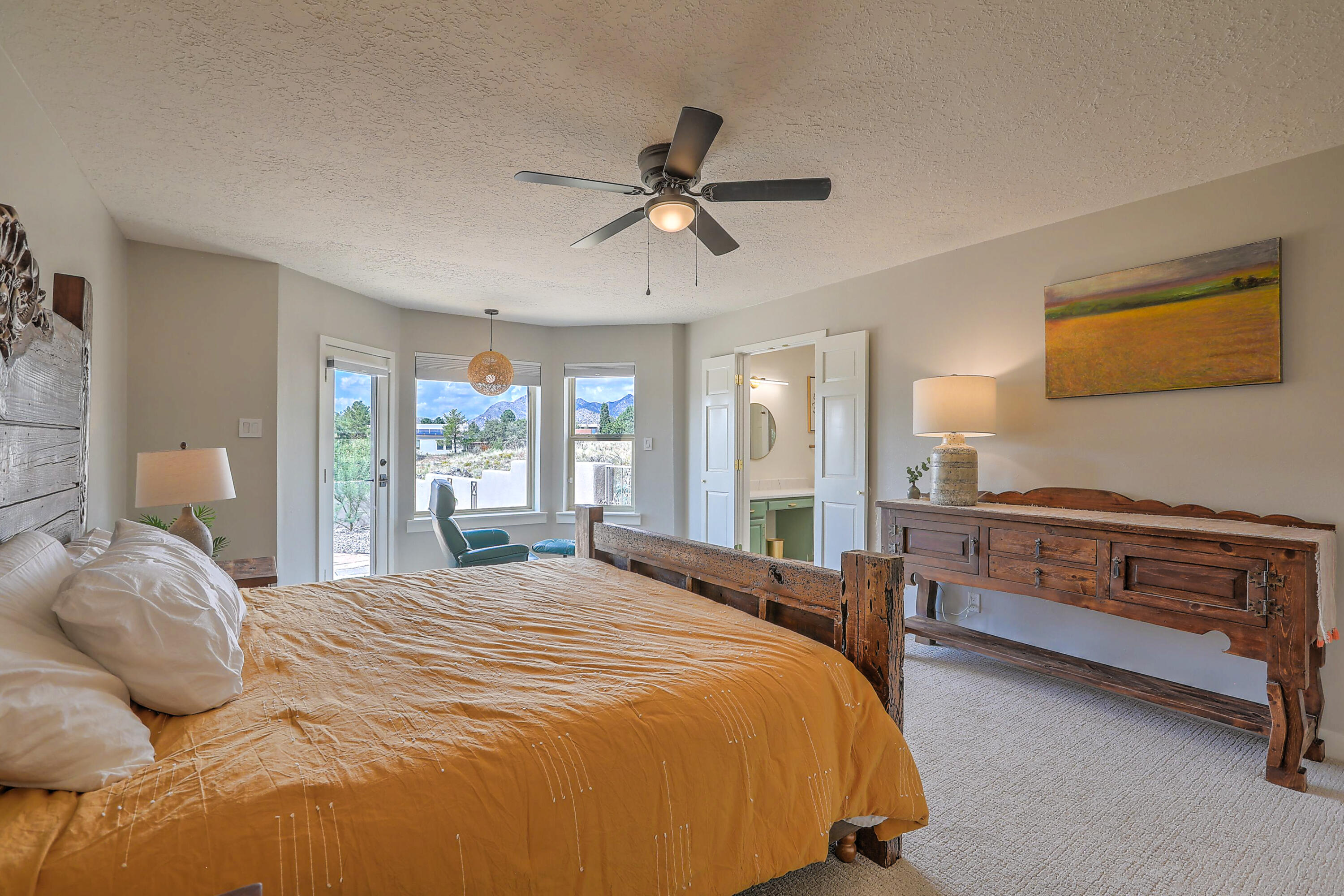 451 Live Oak Lane NE