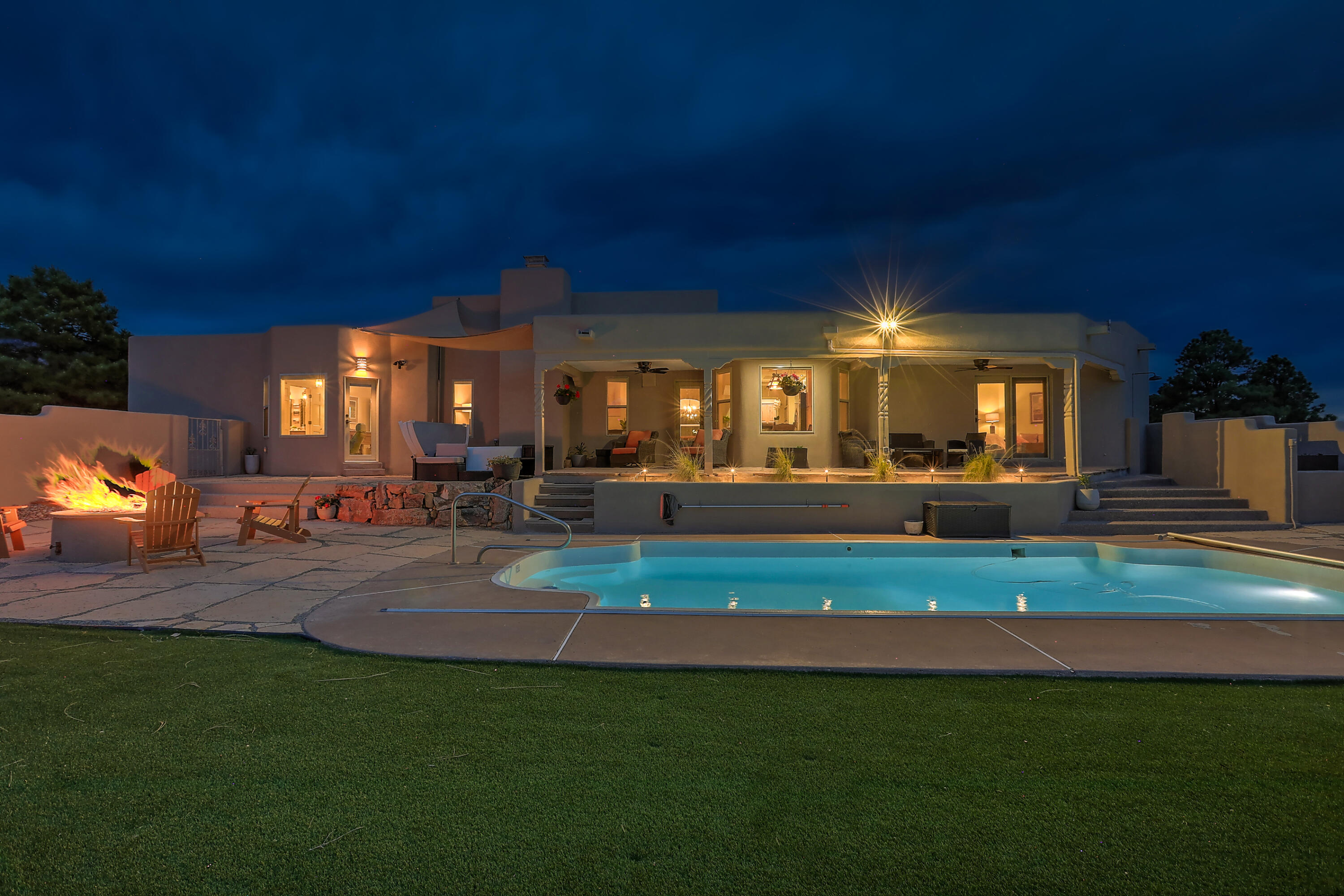 451 Live Oak Lane NE