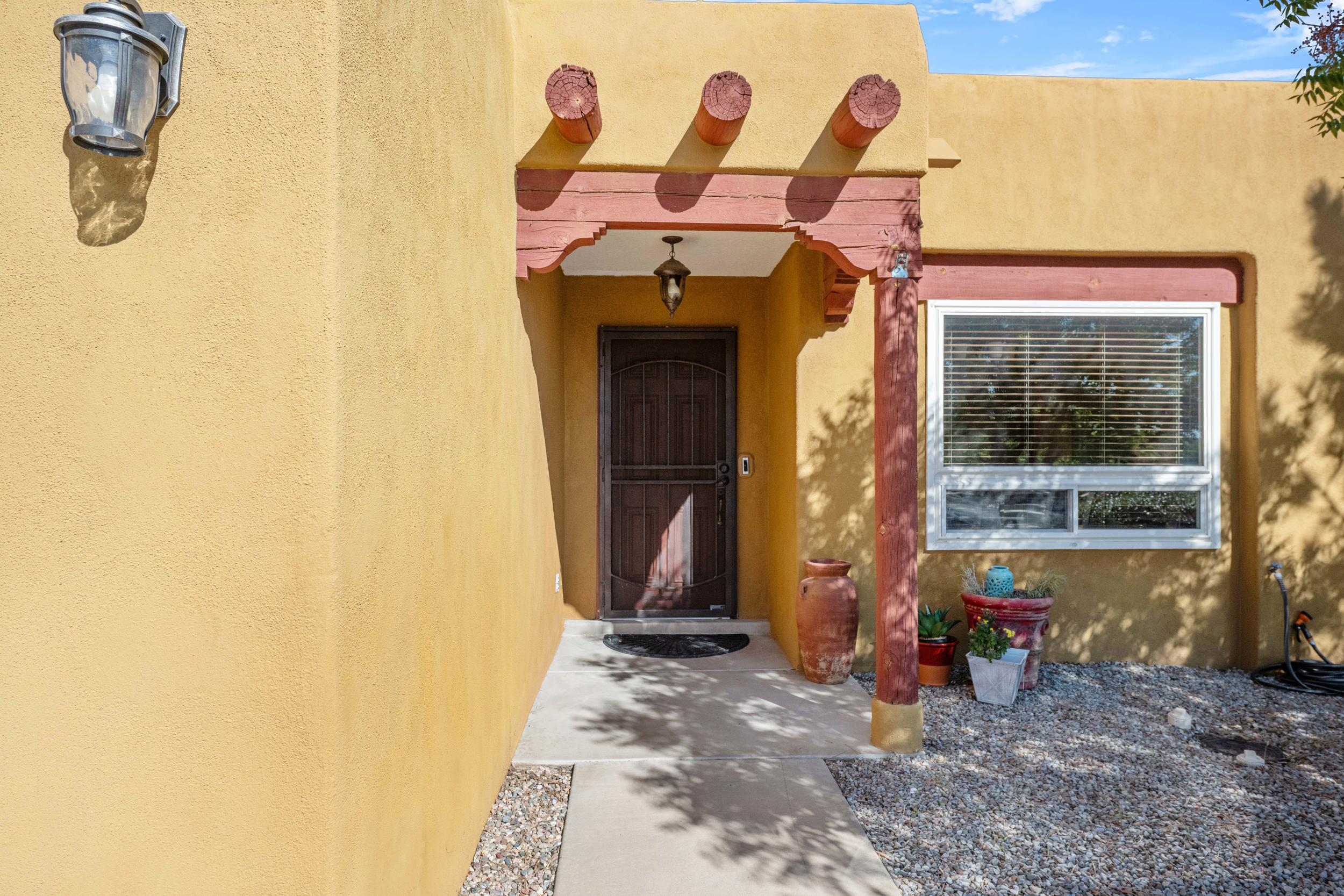 11000 Montecillo Drive NW