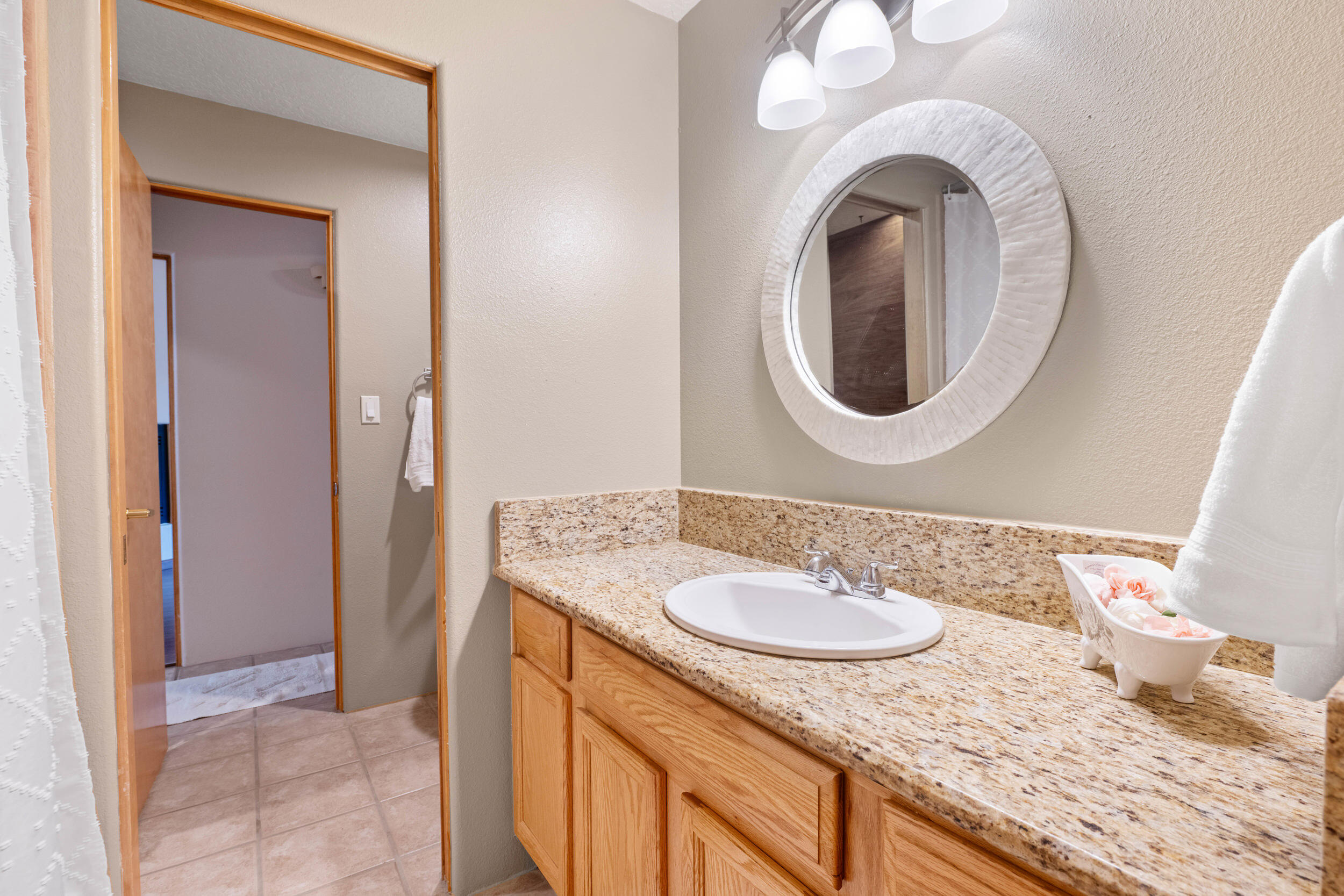 11000 Montecillo Drive NW