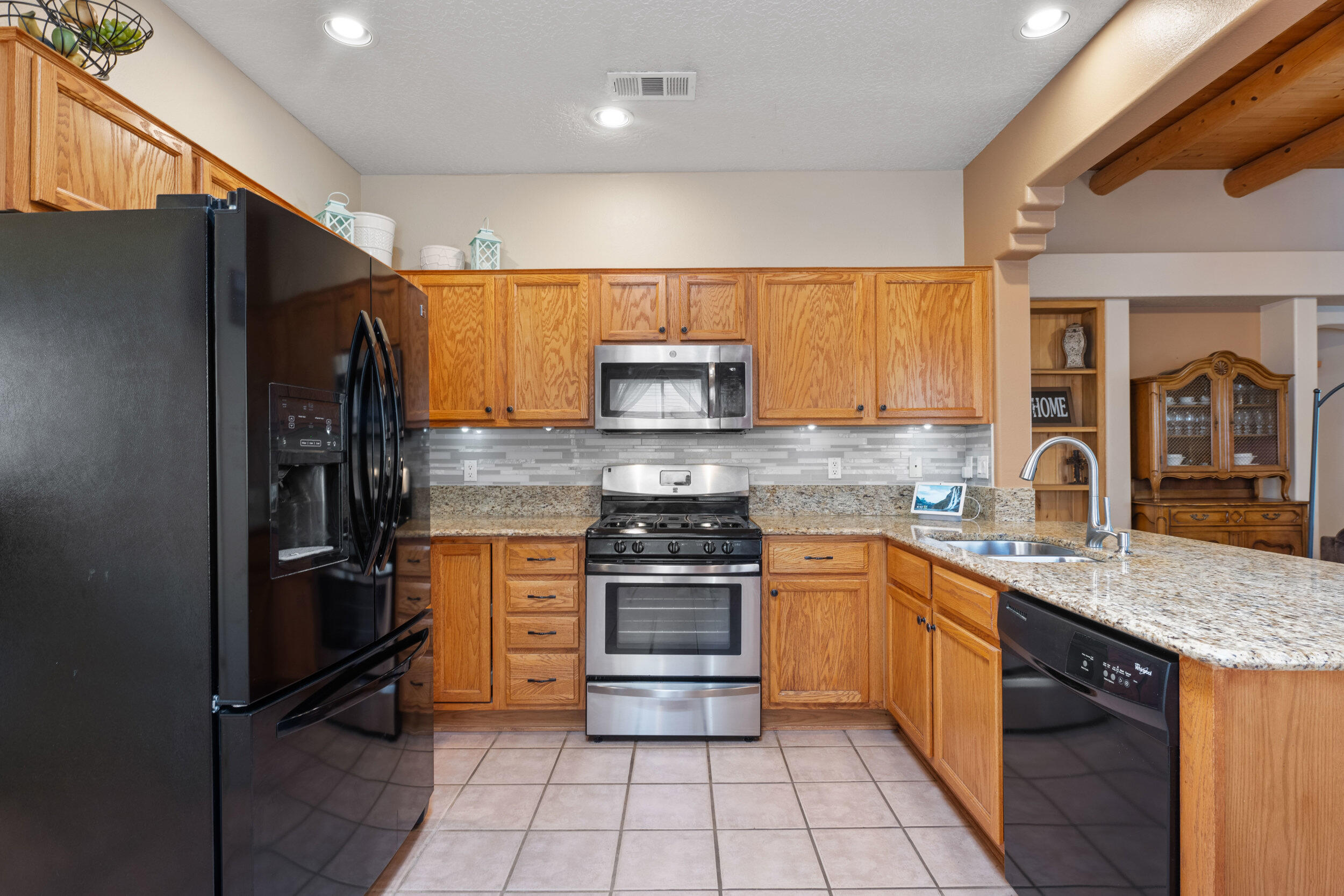 11000 Montecillo Drive NW