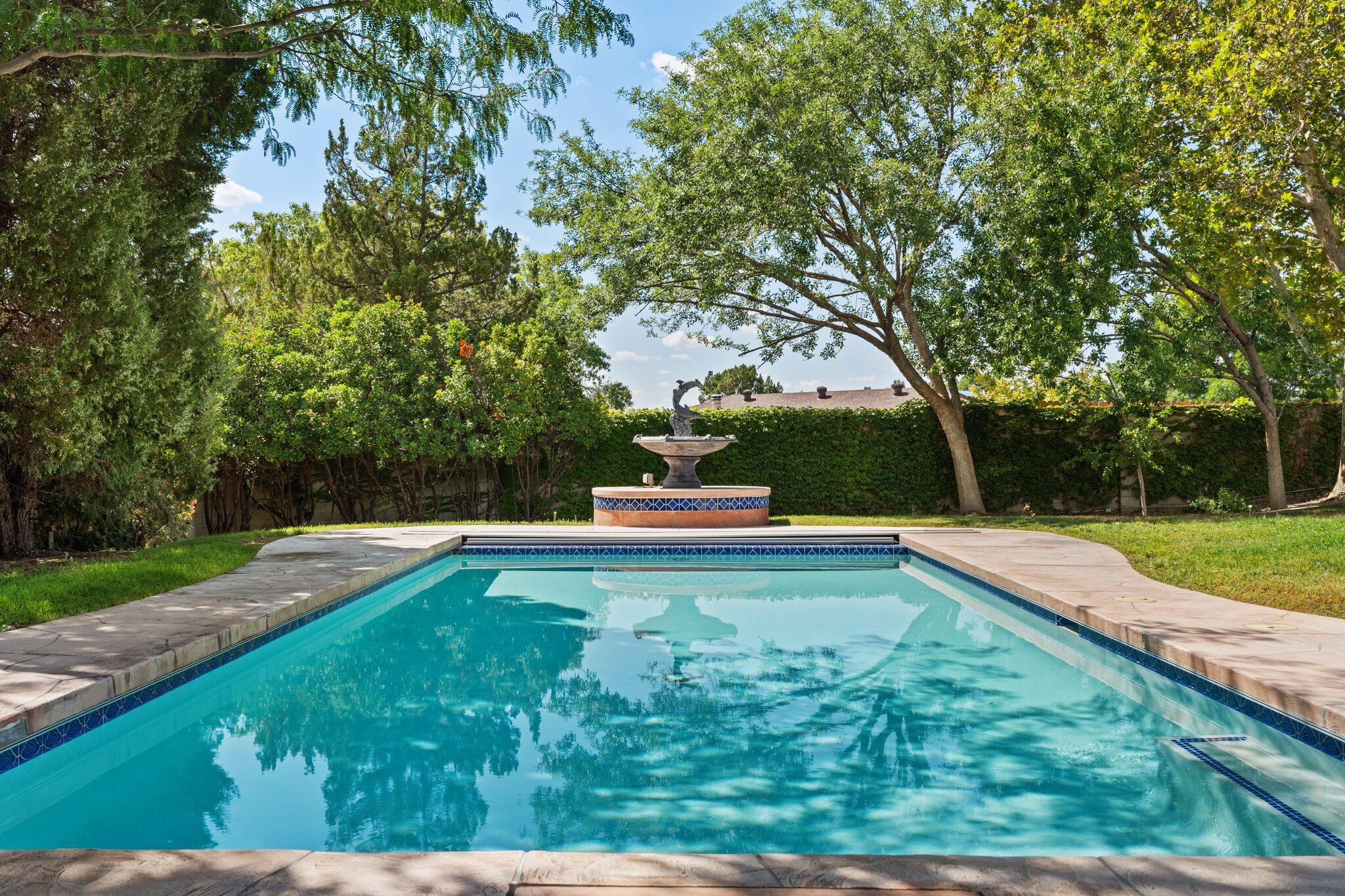 9504 LAYTON Place NE