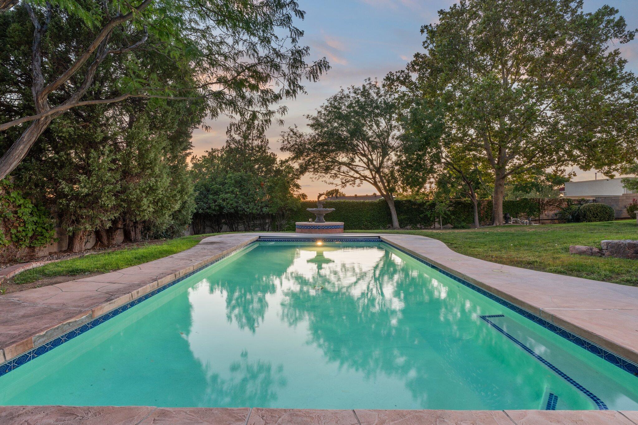 9504 LAYTON Place NE