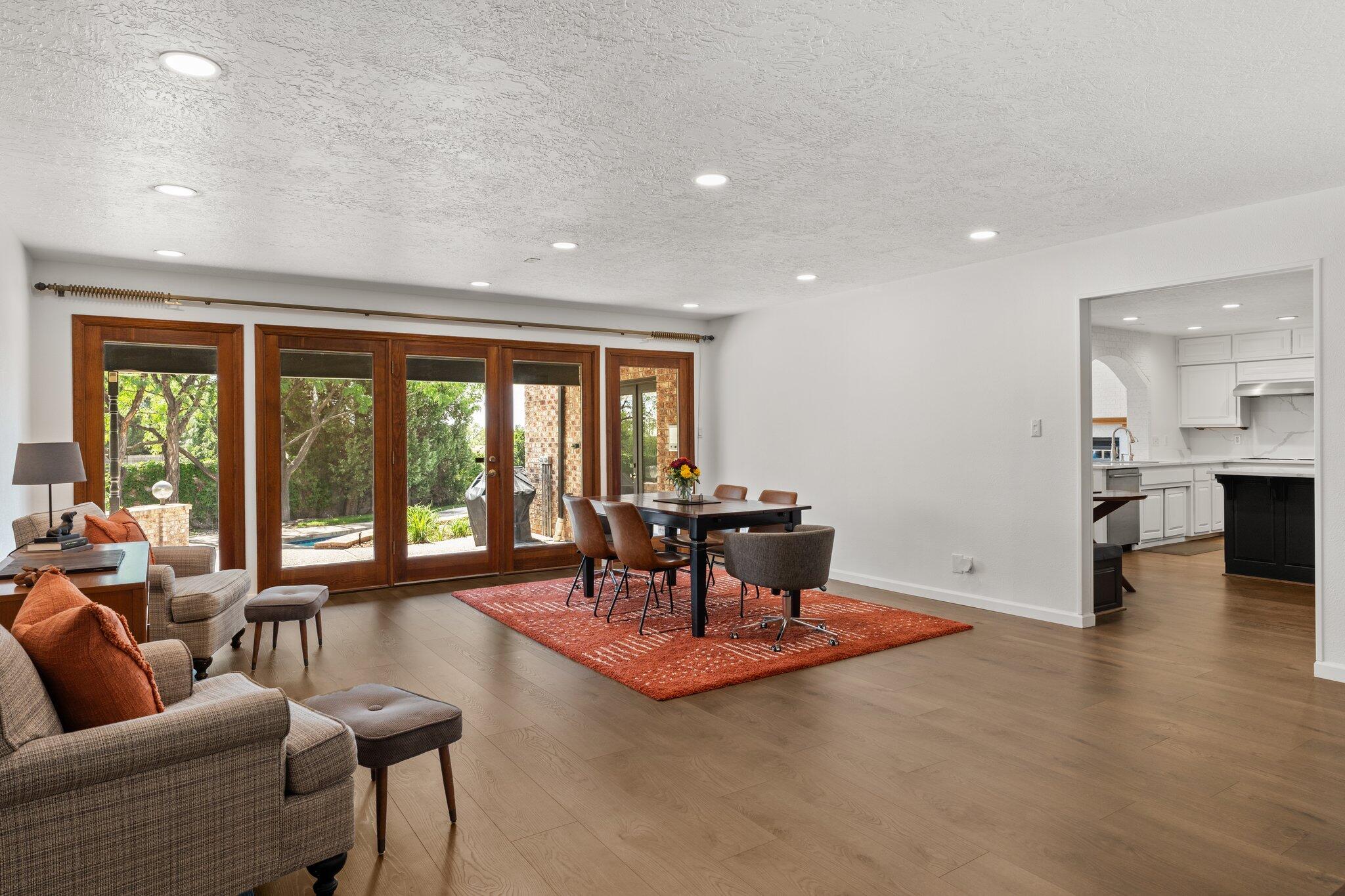 9504 LAYTON Place NE