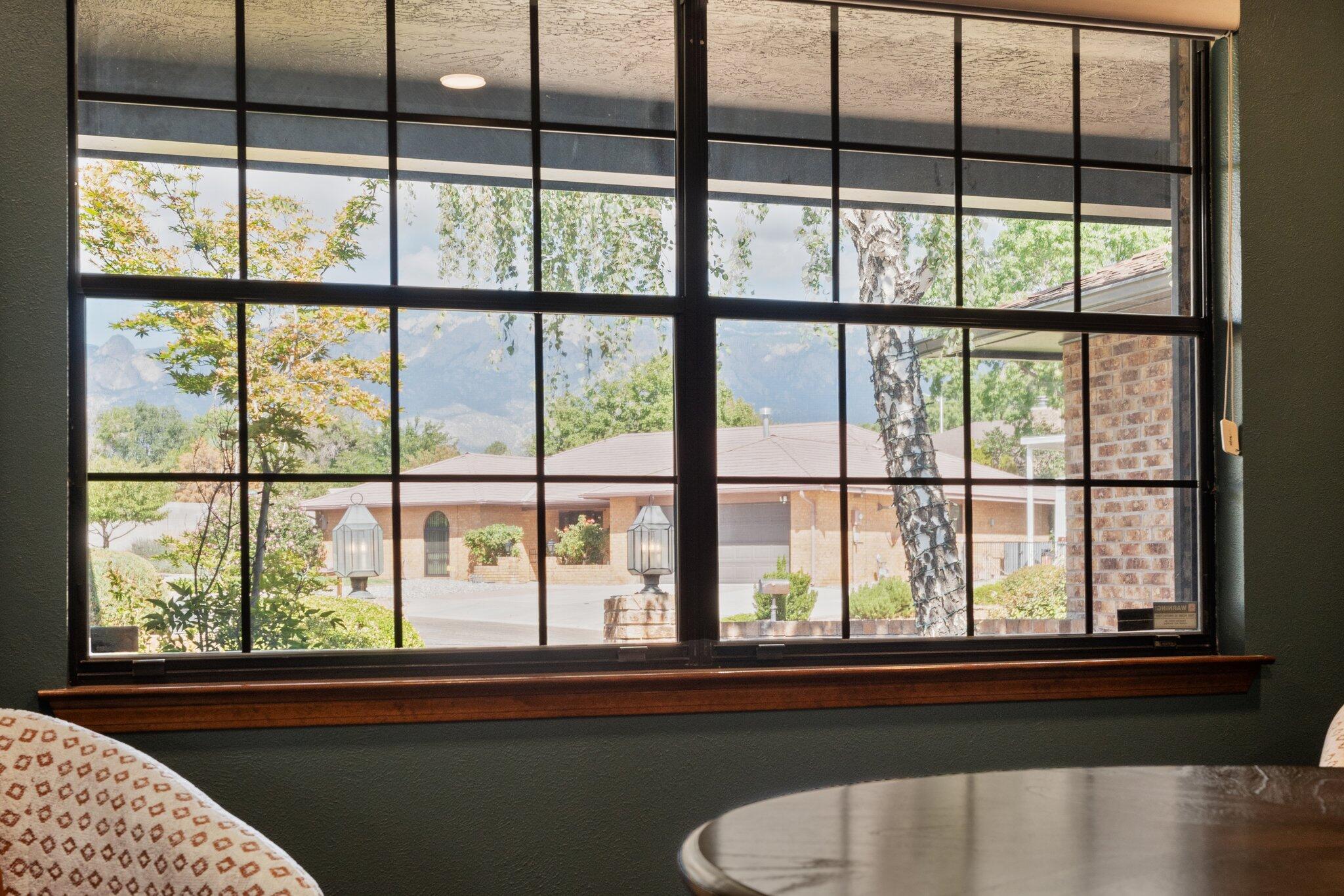 9504 LAYTON Place NE