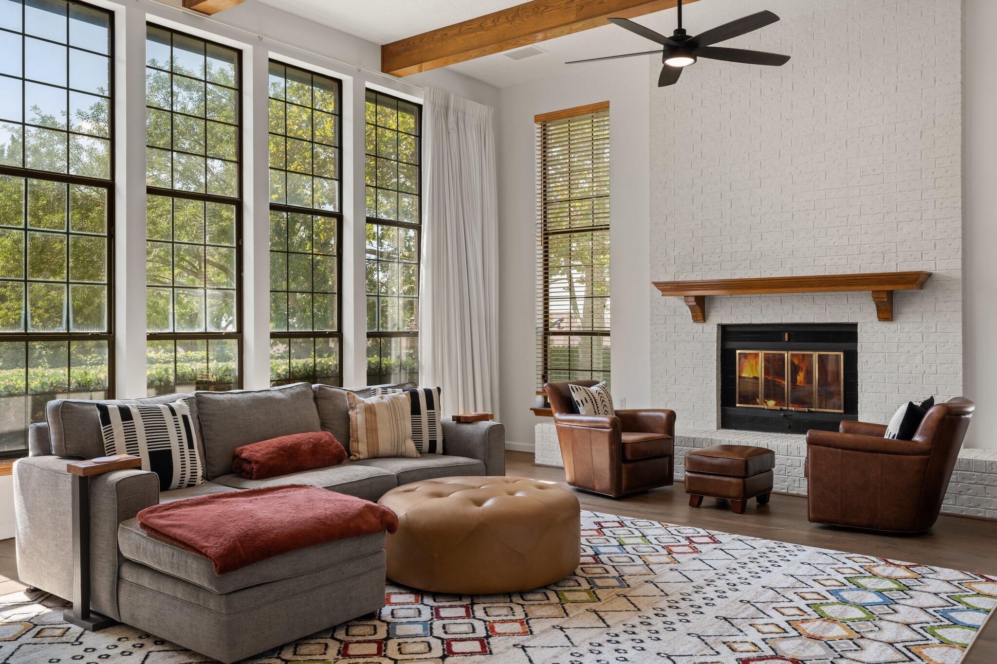 9504 LAYTON Place NE